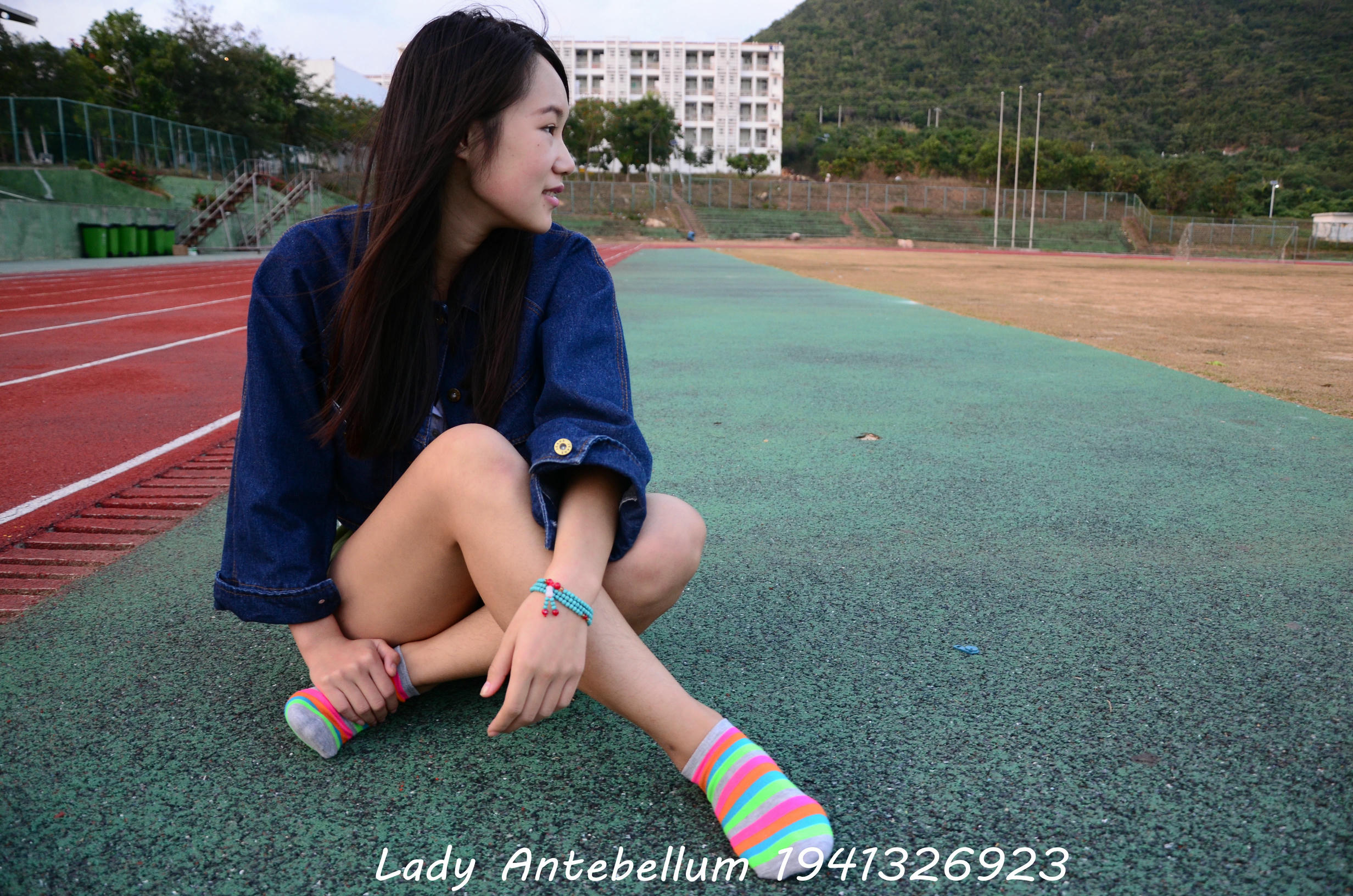 [战前女神] 恋足美腿棉袜女神级摄影套图 080 [132P-294MB]_第4集