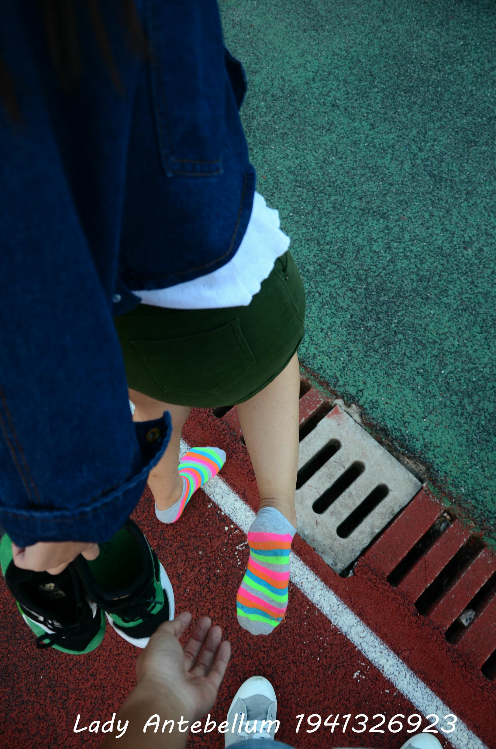 [战前女神] 恋足美腿棉袜女神级摄影套图 080 [132P-294MB]_第5集