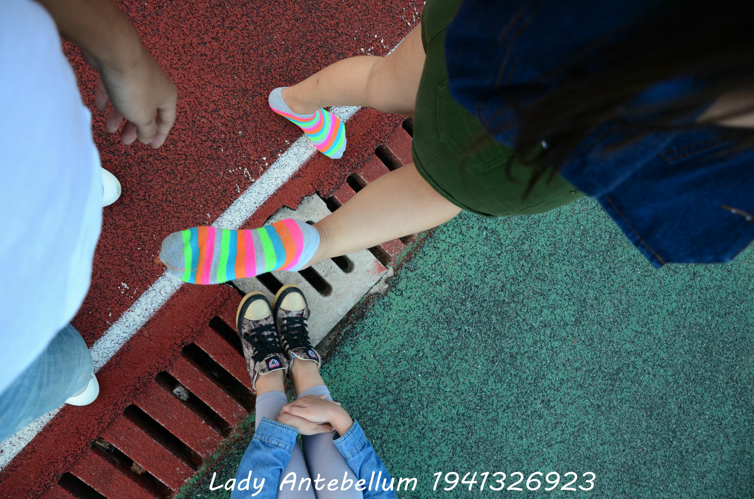 [战前女神] 恋足美腿棉袜女神级摄影套图 080 [132P-294MB]_第5集