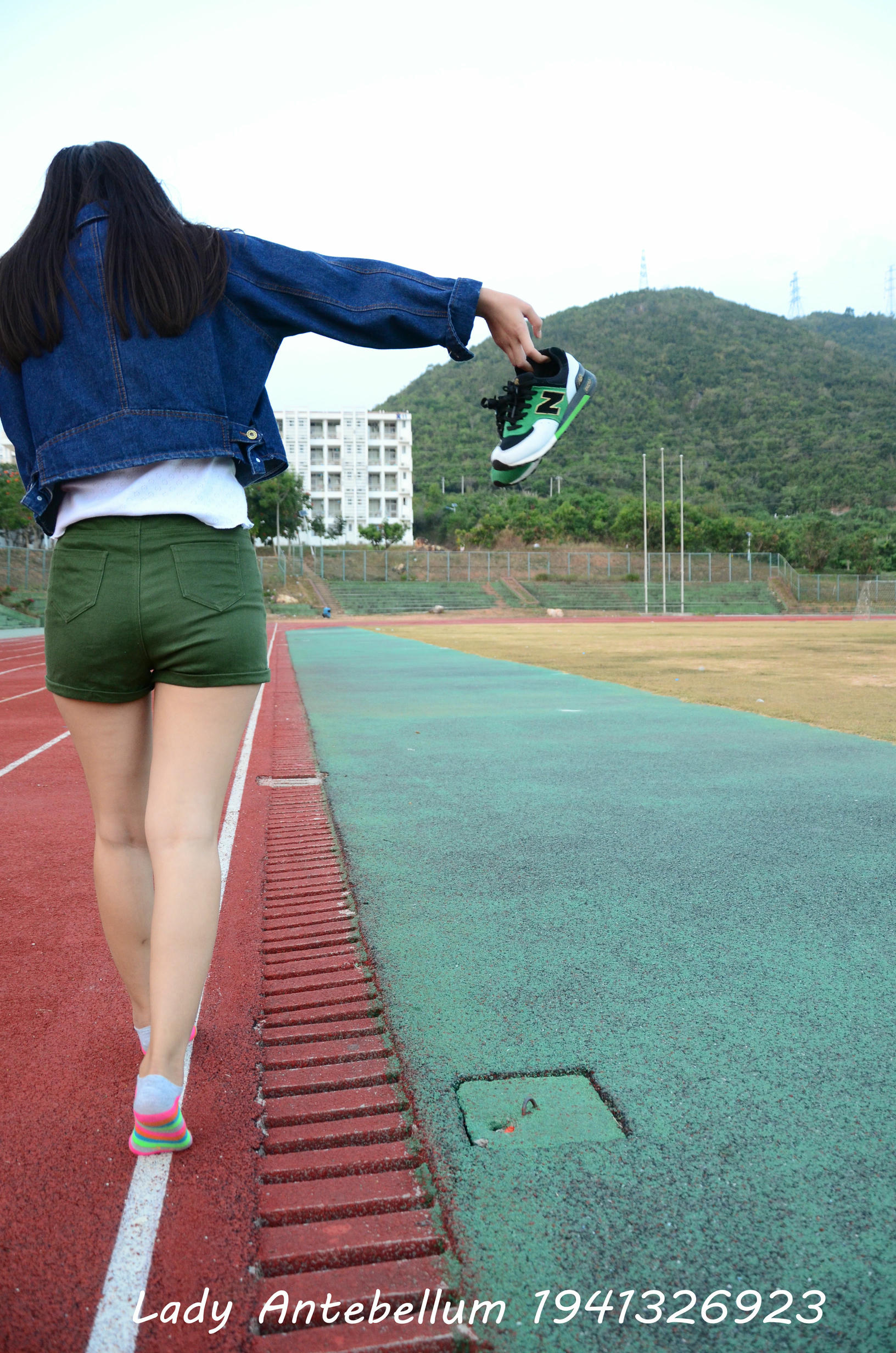 [战前女神] 恋足美腿棉袜女神级摄影套图 080 [132P-294MB]_第5集