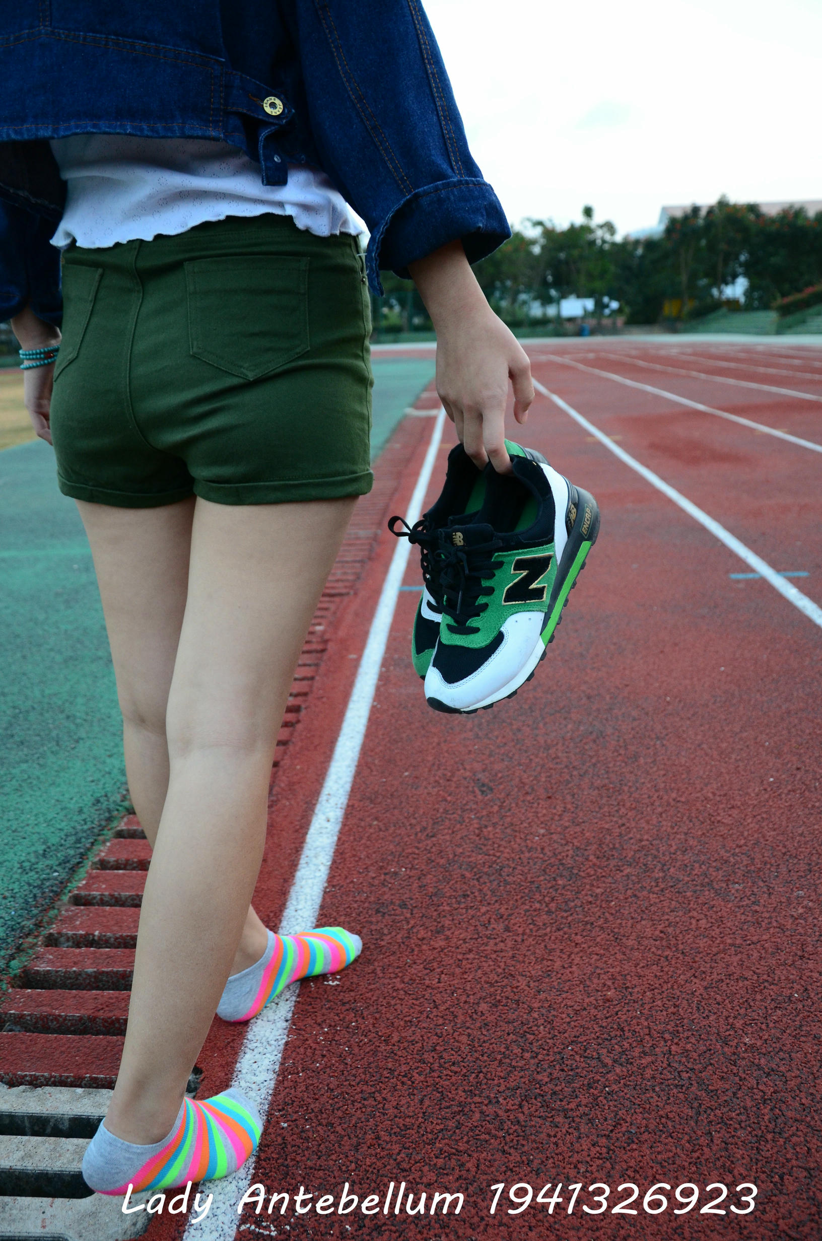 [战前女神] 恋足美腿棉袜女神级摄影套图 080 [132P-294MB]_第5集