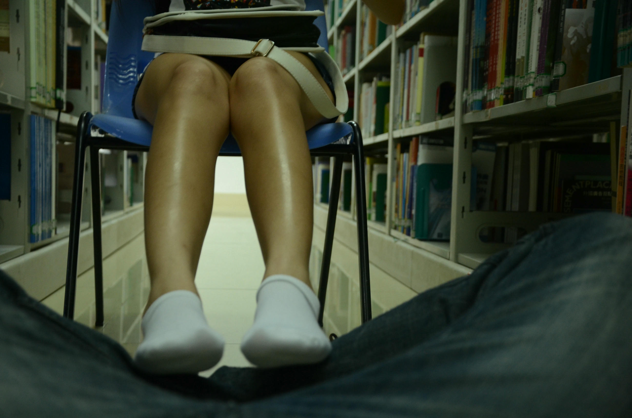 [战前女神] 恋足美腿棉袜女神级摄影套图 081 [104P-153MB]_第4集