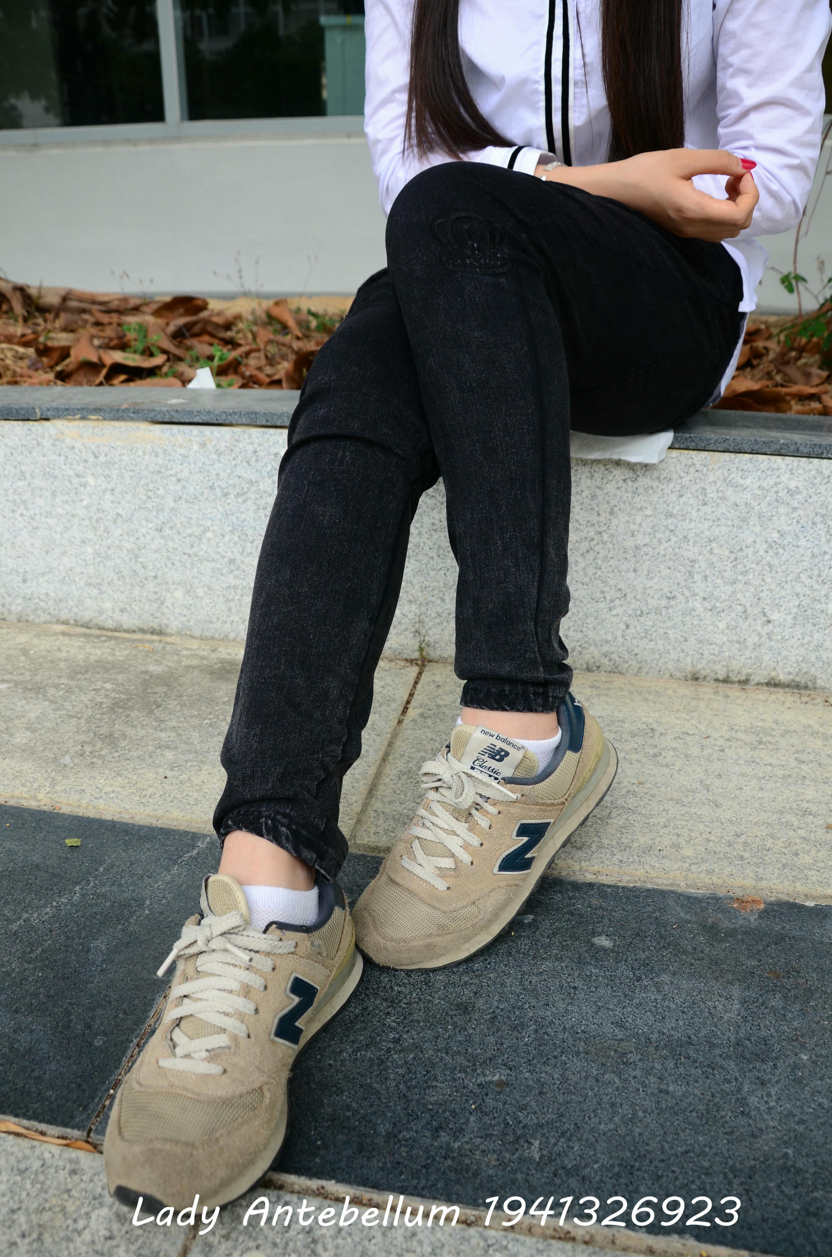 [战前女神] 恋足美腿棉袜女神级摄影套图 083 [72P-141MB]_第1集