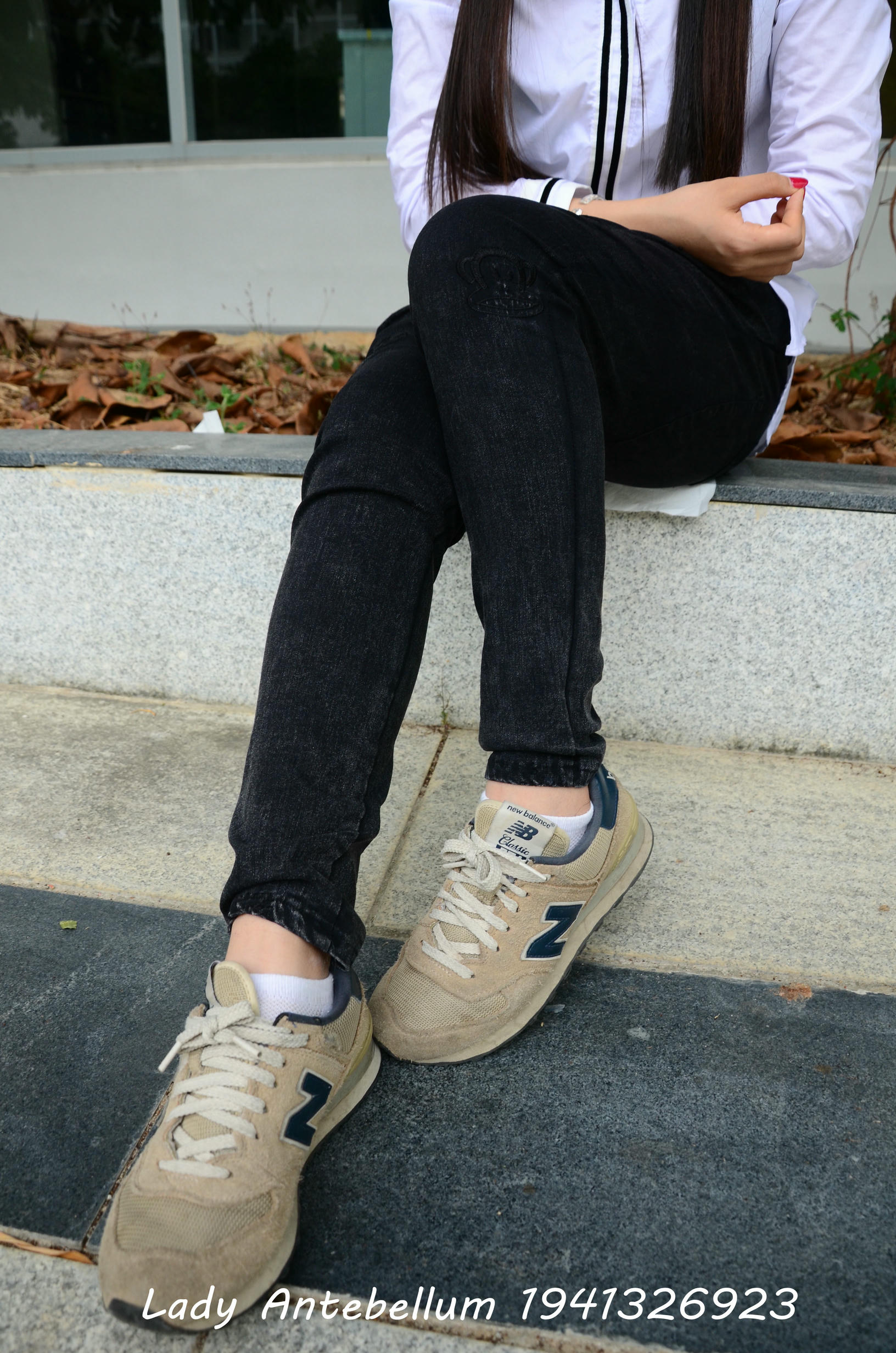 [战前女神] 恋足美腿棉袜女神级摄影套图 083 [72P-141MB]_第1集