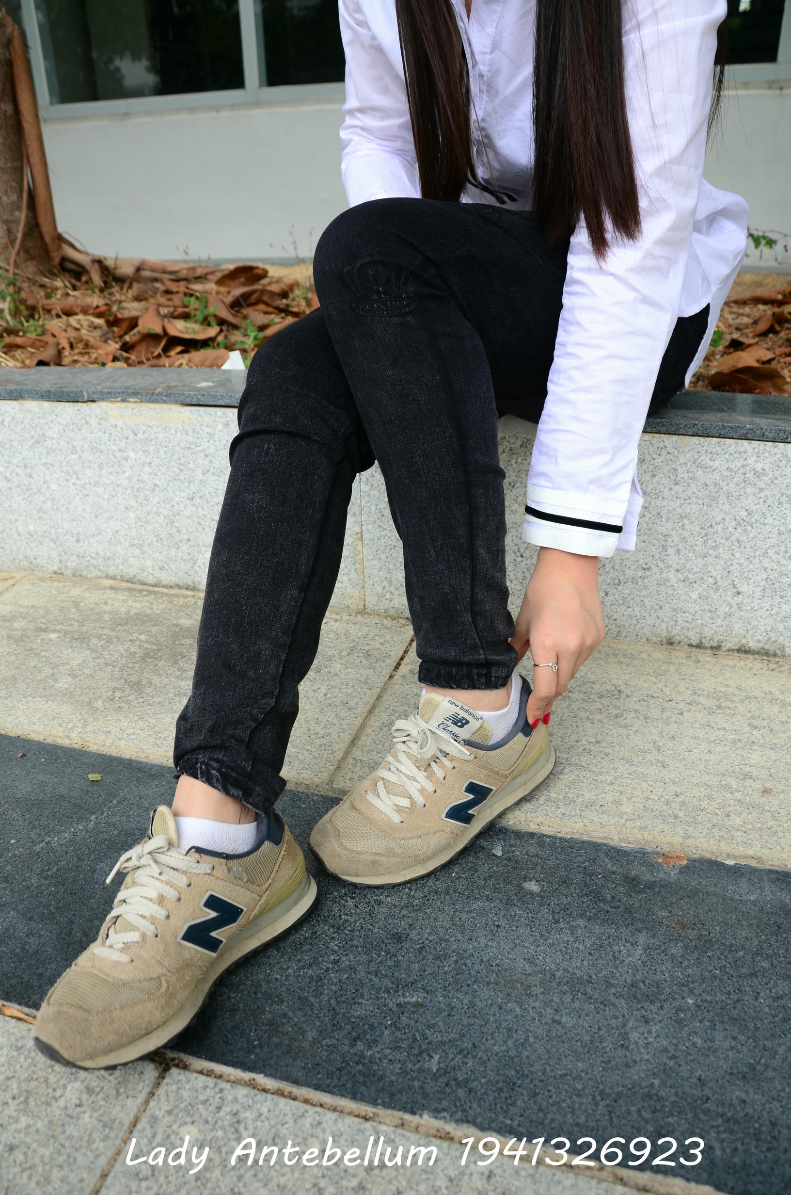 [战前女神] 恋足美腿棉袜女神级摄影套图 083 [72P-141MB]_第1集