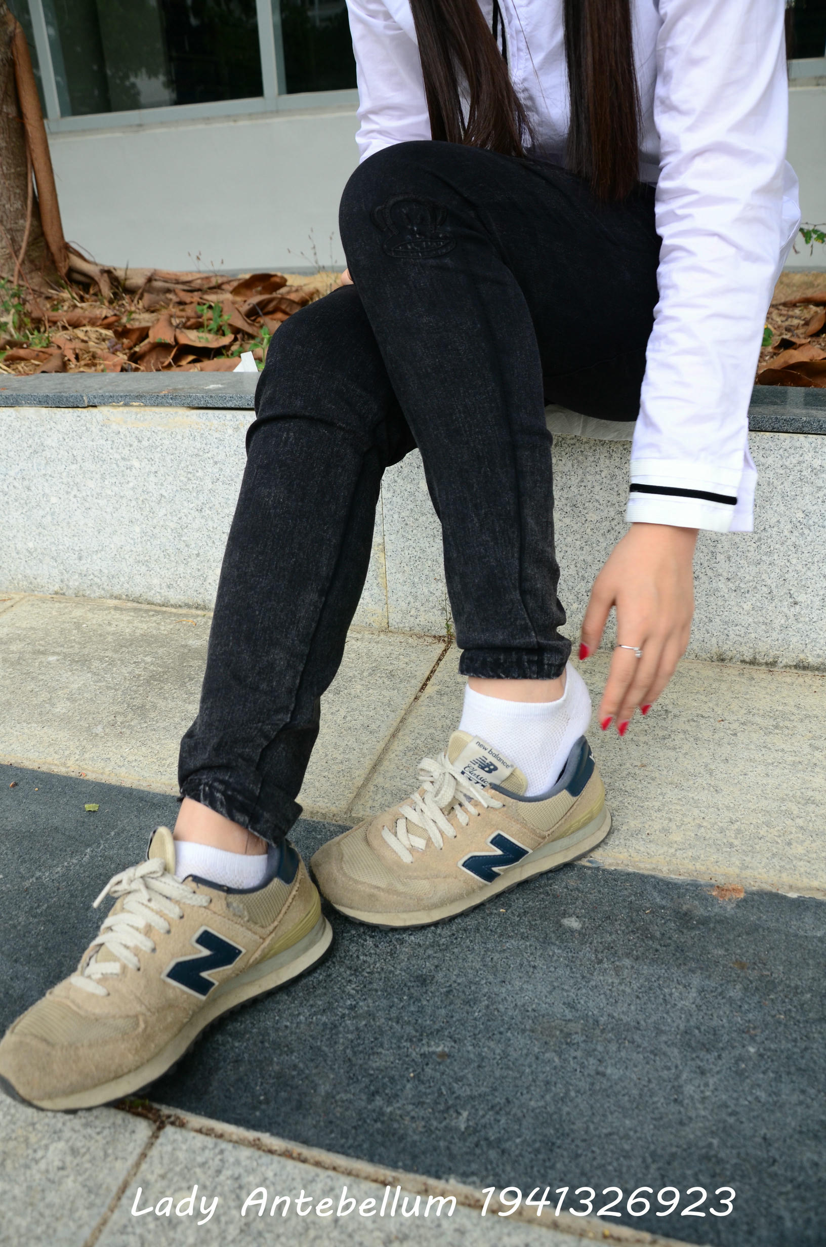 [战前女神] 恋足美腿棉袜女神级摄影套图 083 [72P-141MB]_第1集