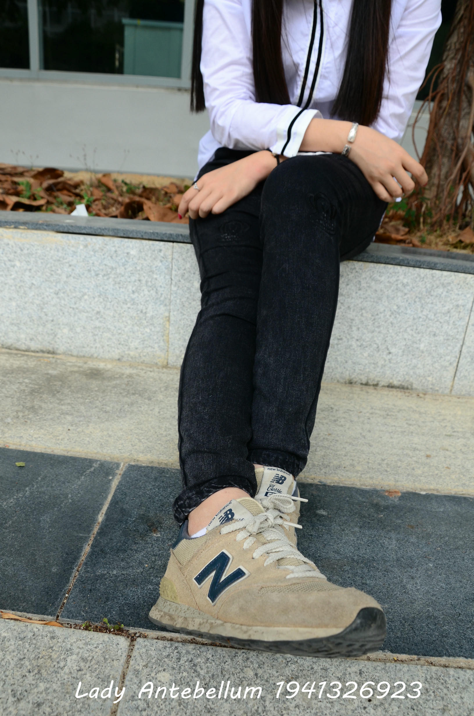 [战前女神] 恋足美腿棉袜女神级摄影套图 083 [72P-141MB]_第1集