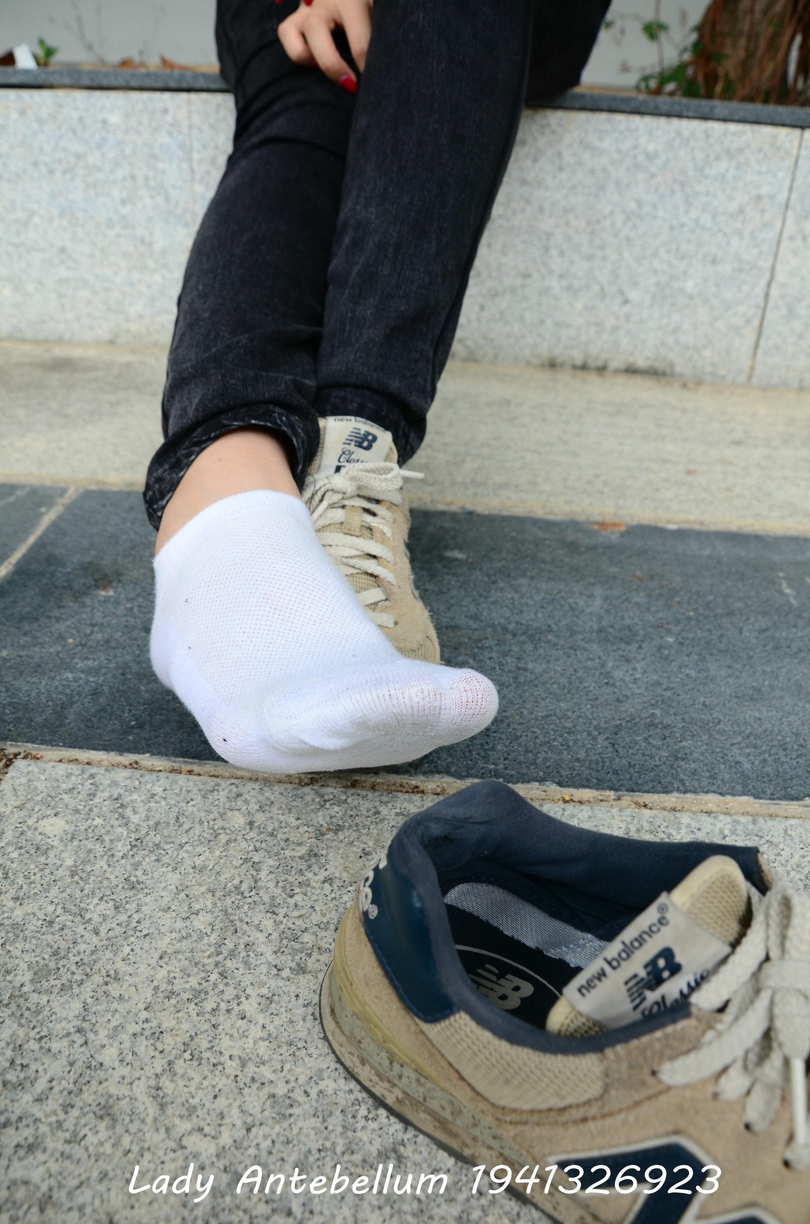 [战前女神] 恋足美腿棉袜女神级摄影套图 083 [72P-141MB]_第2集