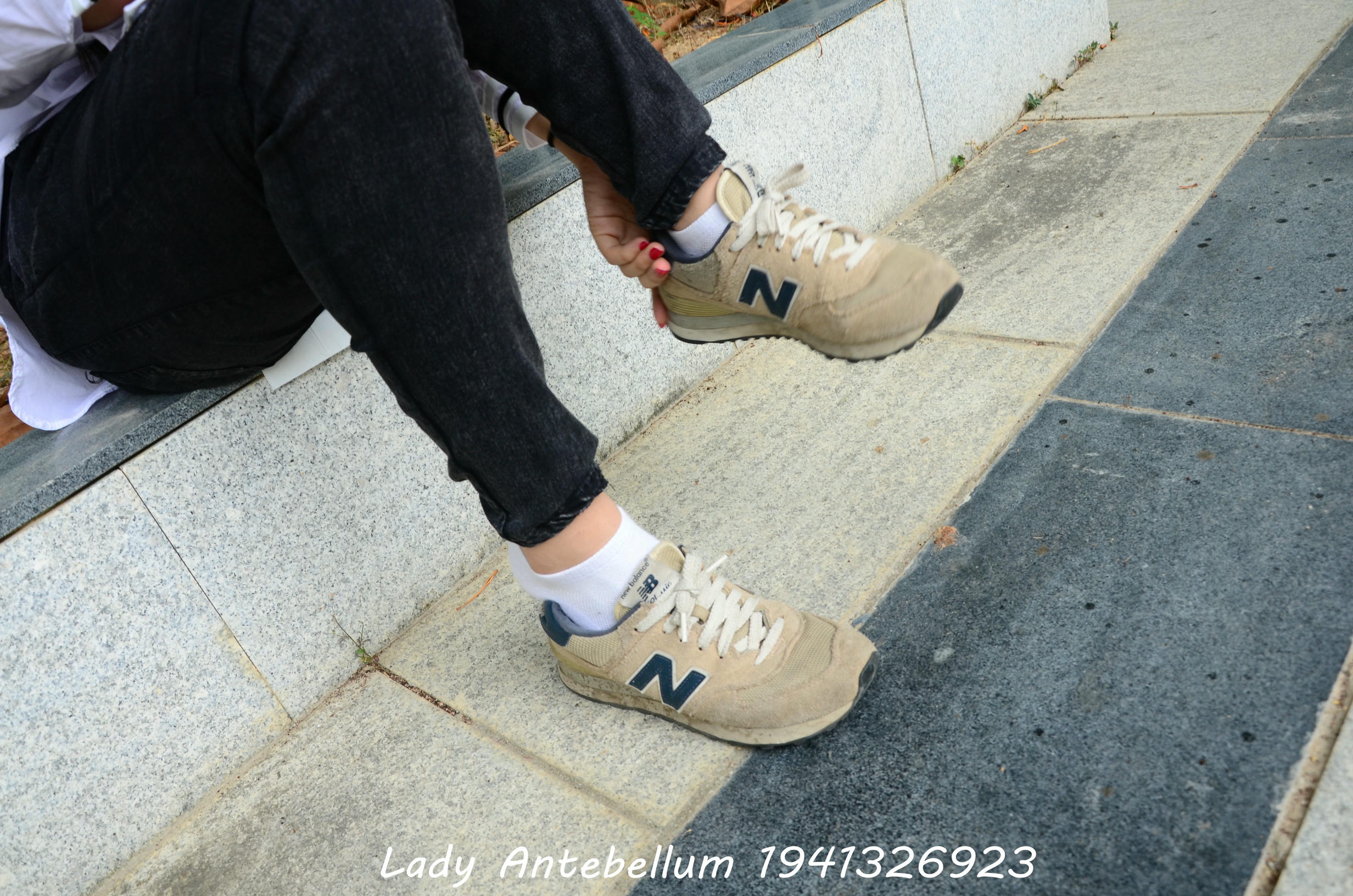 [战前女神] 恋足美腿棉袜女神级摄影套图 083 [72P-141MB]_第2集