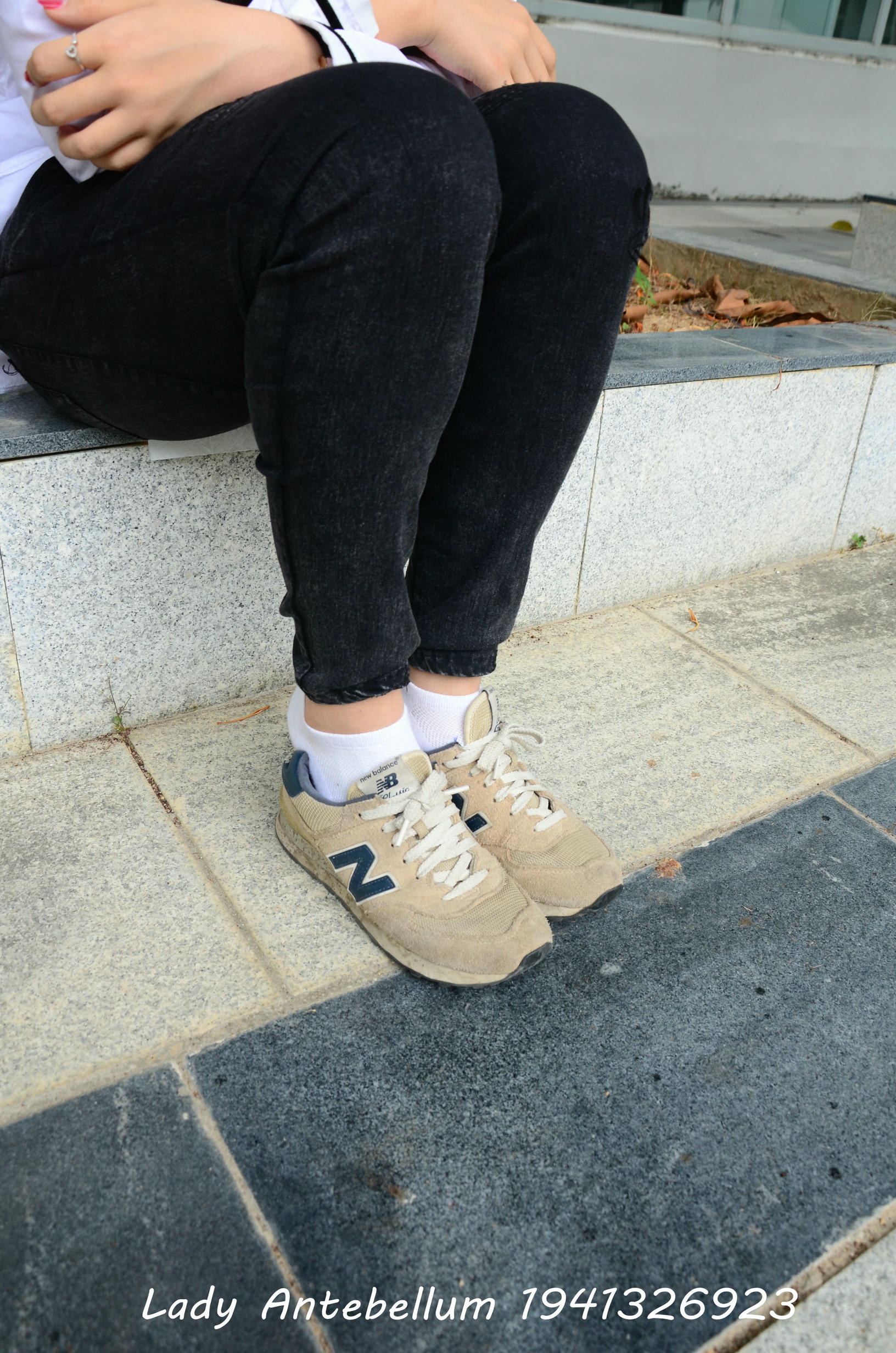 [战前女神] 恋足美腿棉袜女神级摄影套图 083 [72P-141MB]_第2集