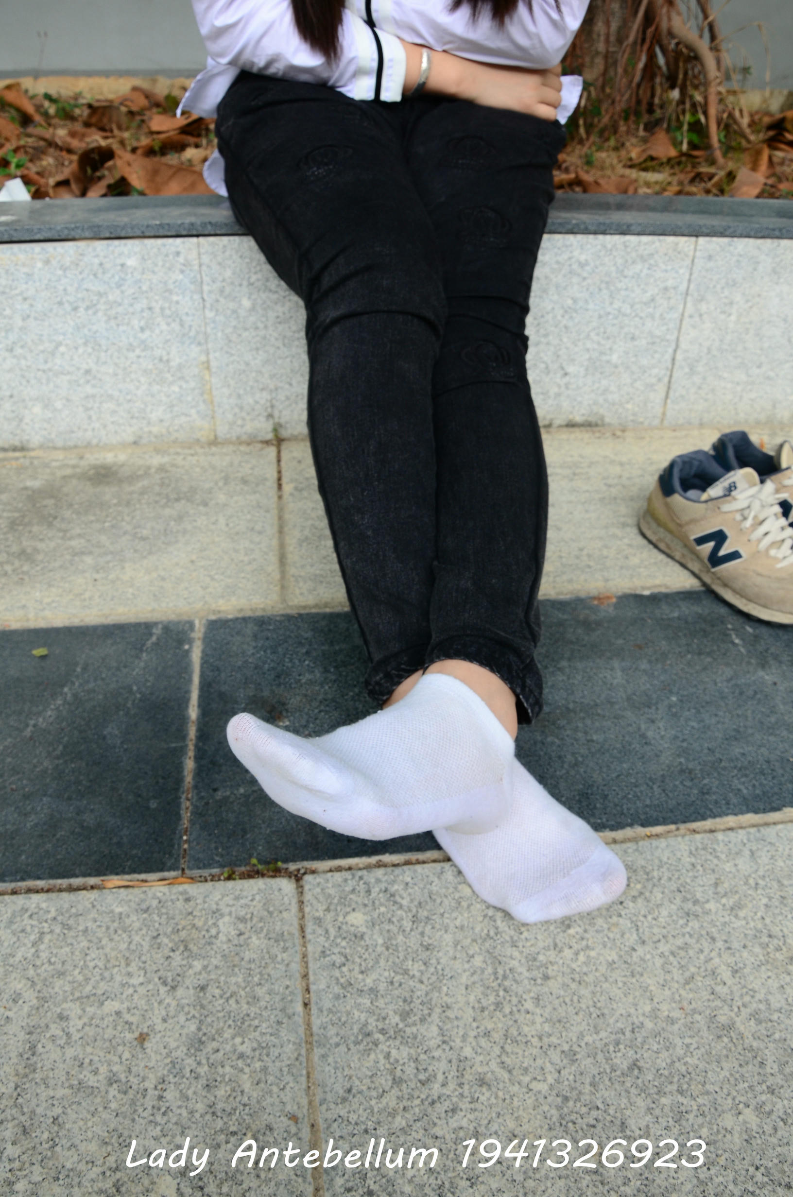 [战前女神] 恋足美腿棉袜女神级摄影套图 083 [72P-141MB]_第3集