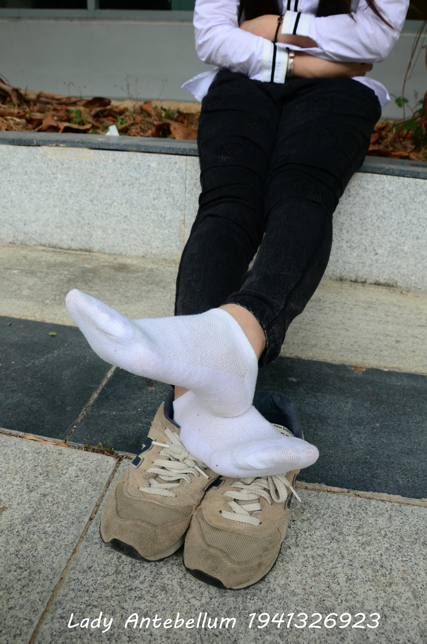 [战前女神] 恋足美腿棉袜女神级摄影套图 083 [72P-141MB]_第3集