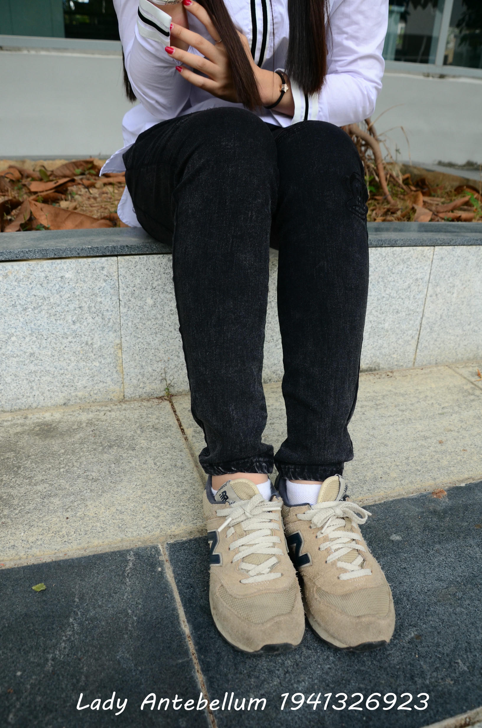 [战前女神] 恋足美腿棉袜女神级摄影套图 083 [72P-141MB]_第1集