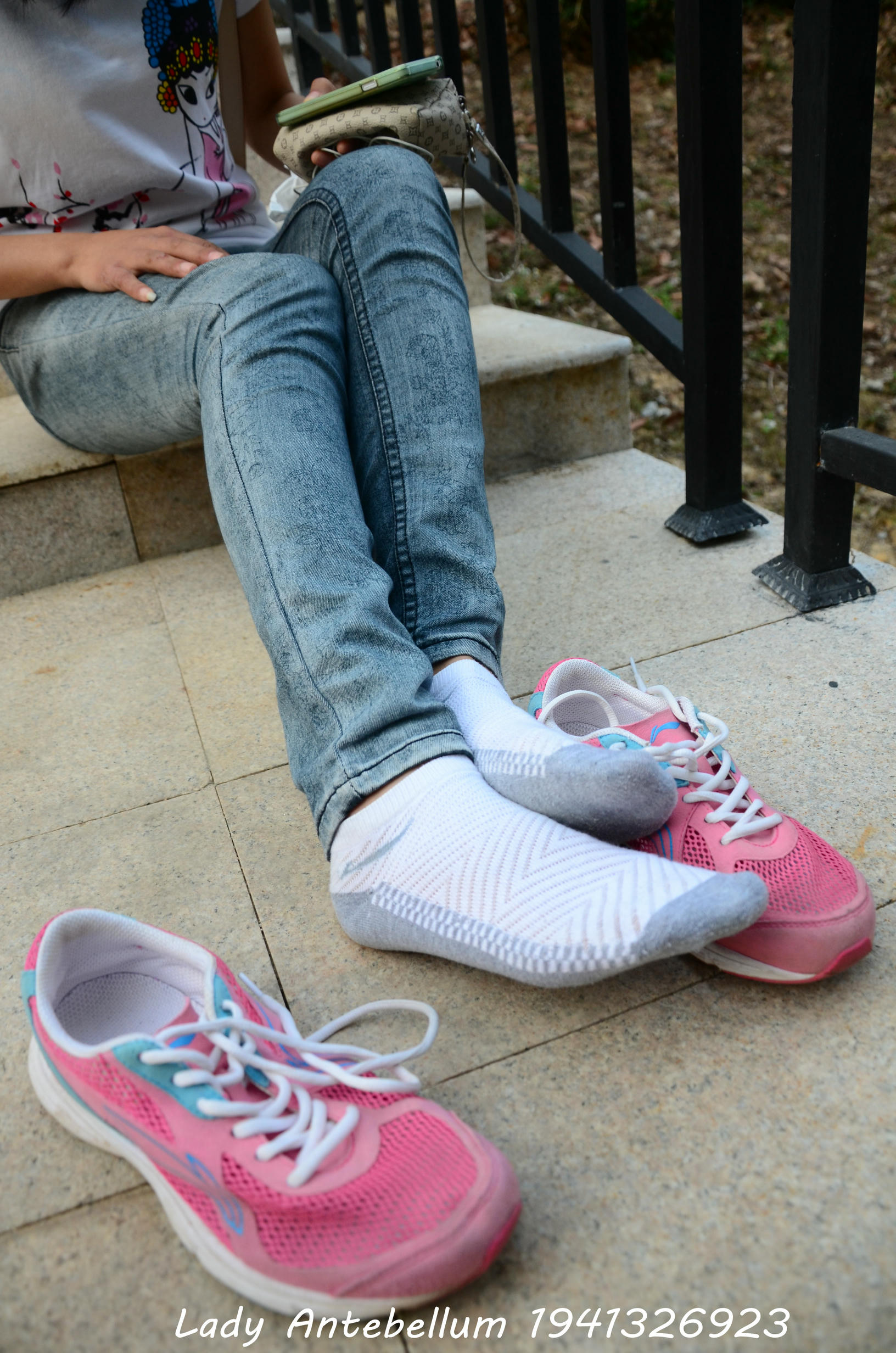 [战前女神] 恋足美腿棉袜女神级摄影套图 084 [53P-139MB]_第3集