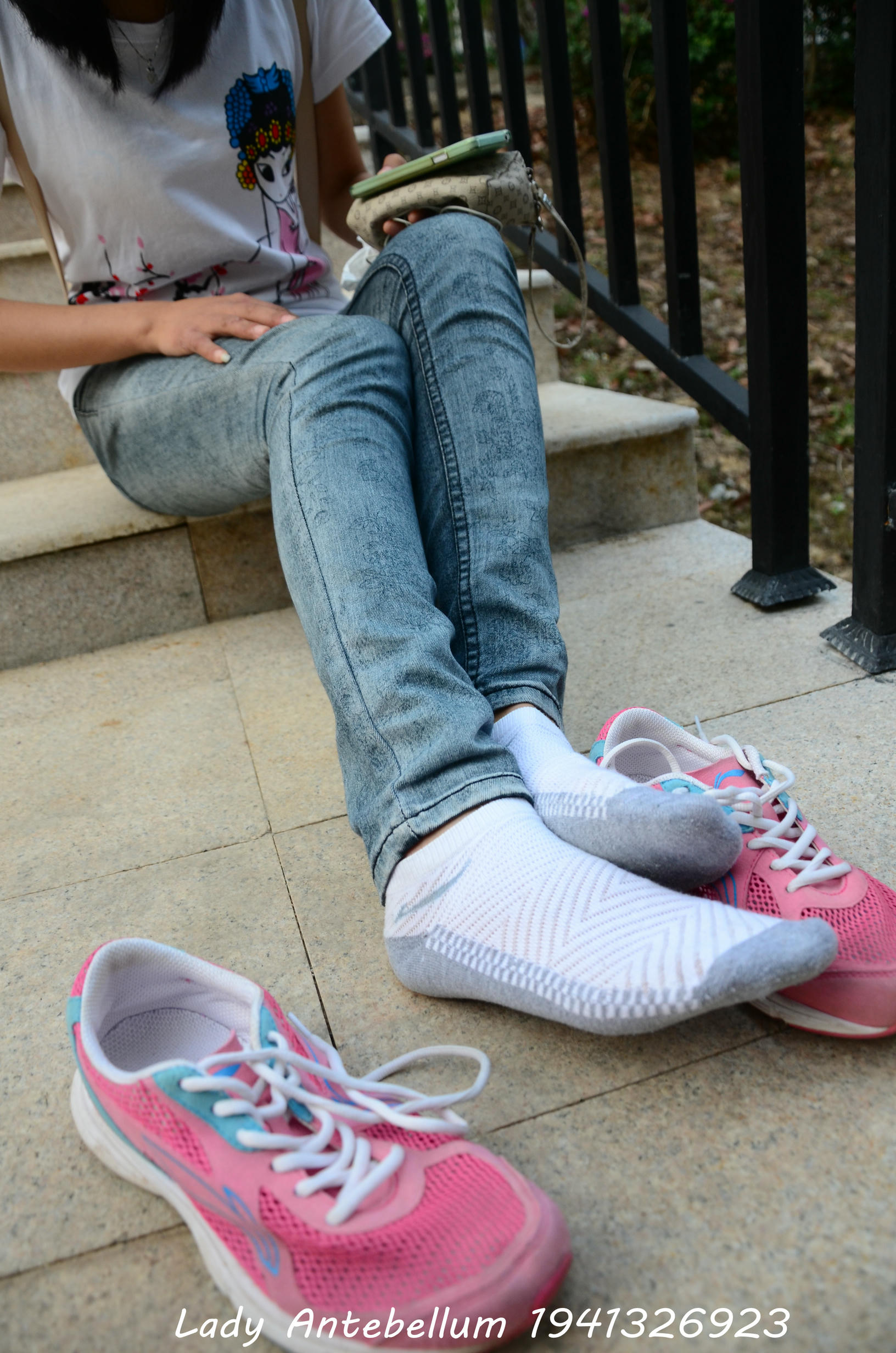 [战前女神] 恋足美腿棉袜女神级摄影套图 084 [53P-139MB]_第3集