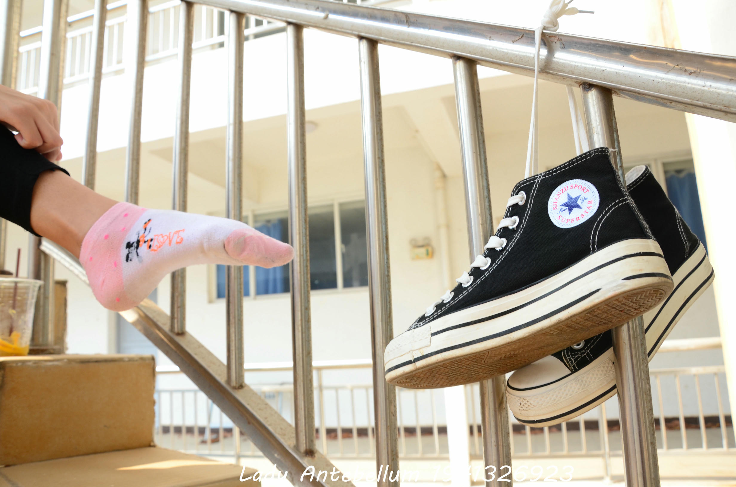 [战前女神] 恋足美腿棉袜女神级摄影套图 085 [79P-136MB]_第3集