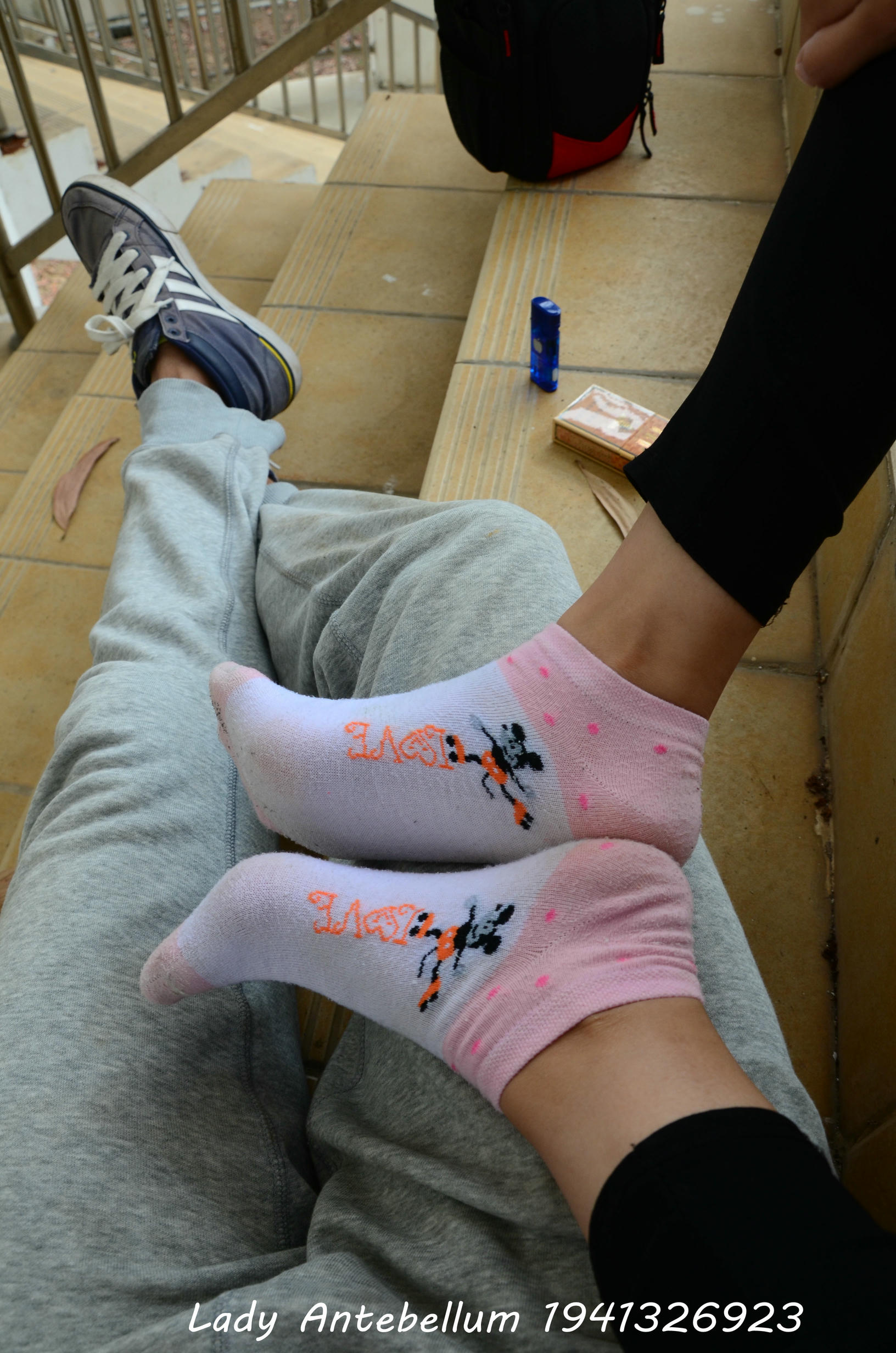 [战前女神] 恋足美腿棉袜女神级摄影套图 085 [79P-136MB]_第4集