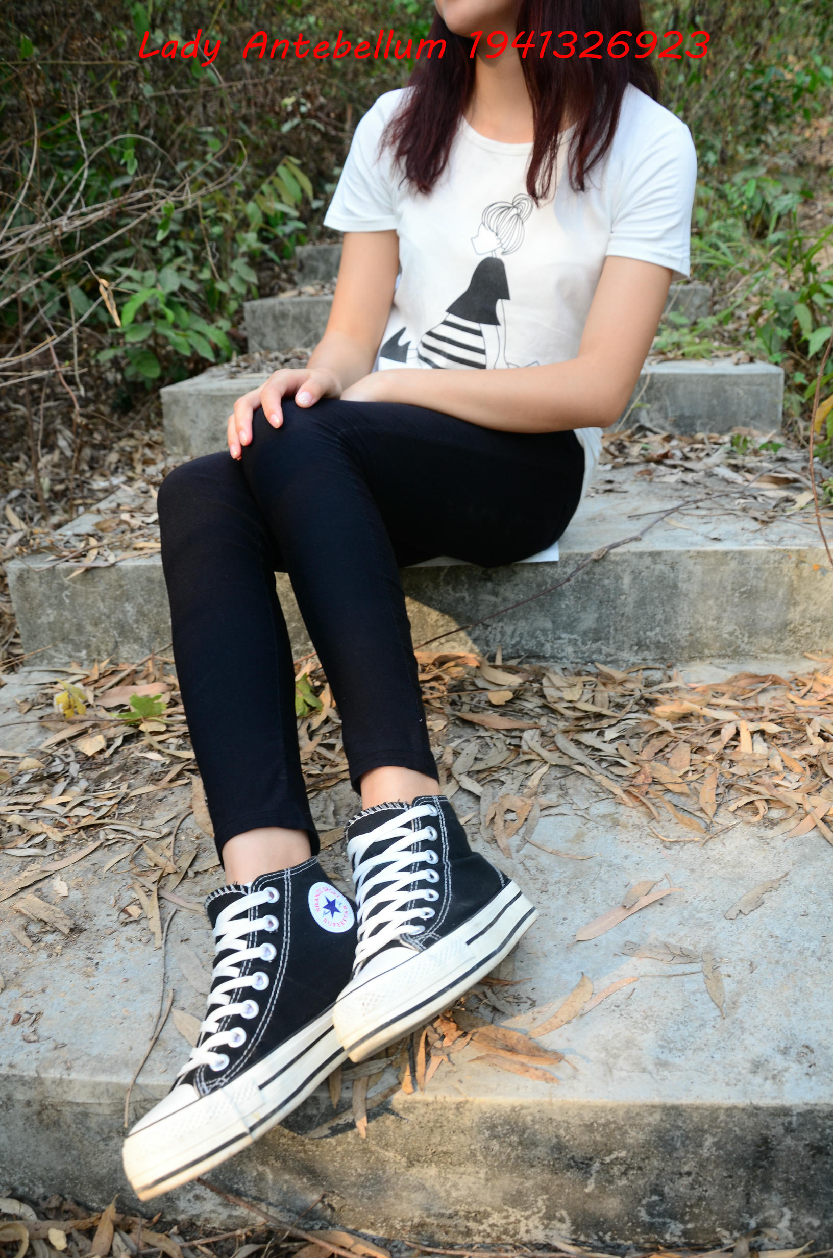 [战前女神] 恋足美腿棉袜女神级摄影套图 086 [92P-222MB]_第1集