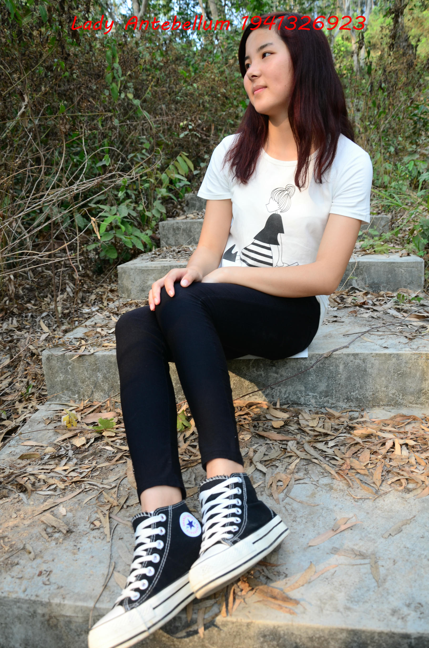 [战前女神] 恋足美腿棉袜女神级摄影套图 086 [92P-222MB]_第1集