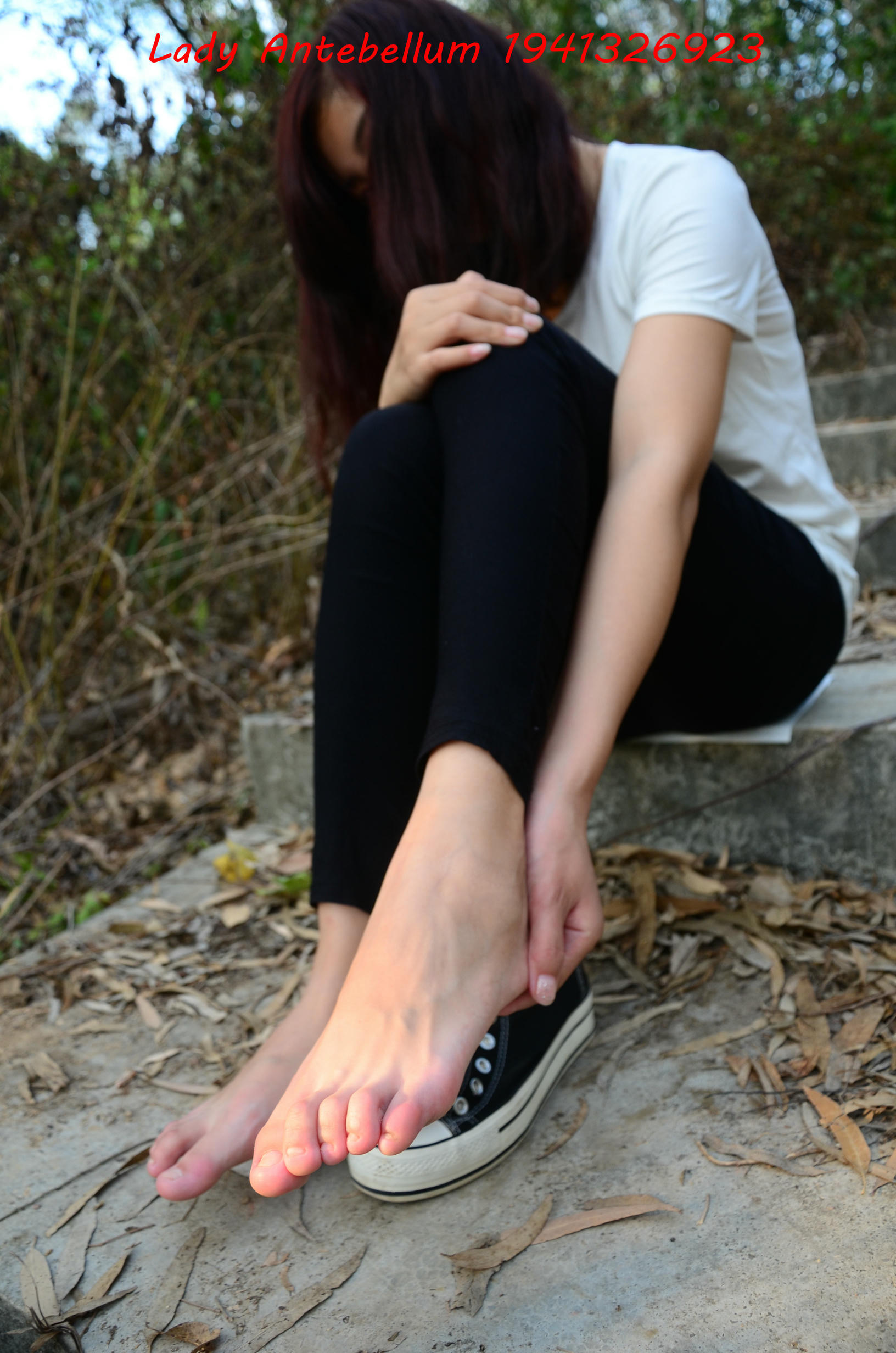 [战前女神] 恋足美腿棉袜女神级摄影套图 086 [92P-222MB]_第4集