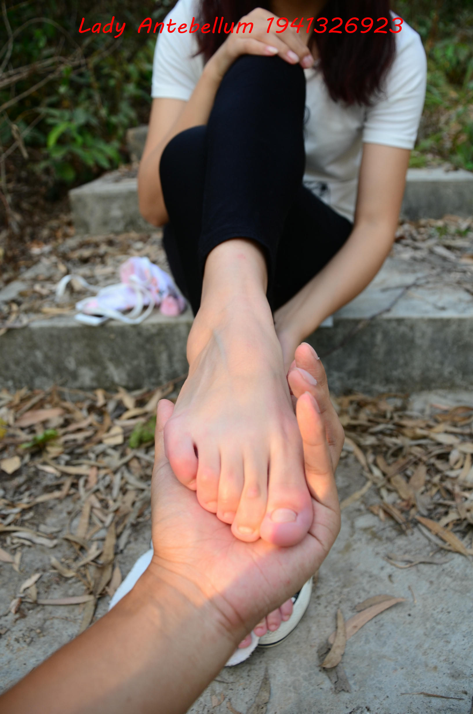 [战前女神] 恋足美腿棉袜女神级摄影套图 086 [92P-222MB]_第4集