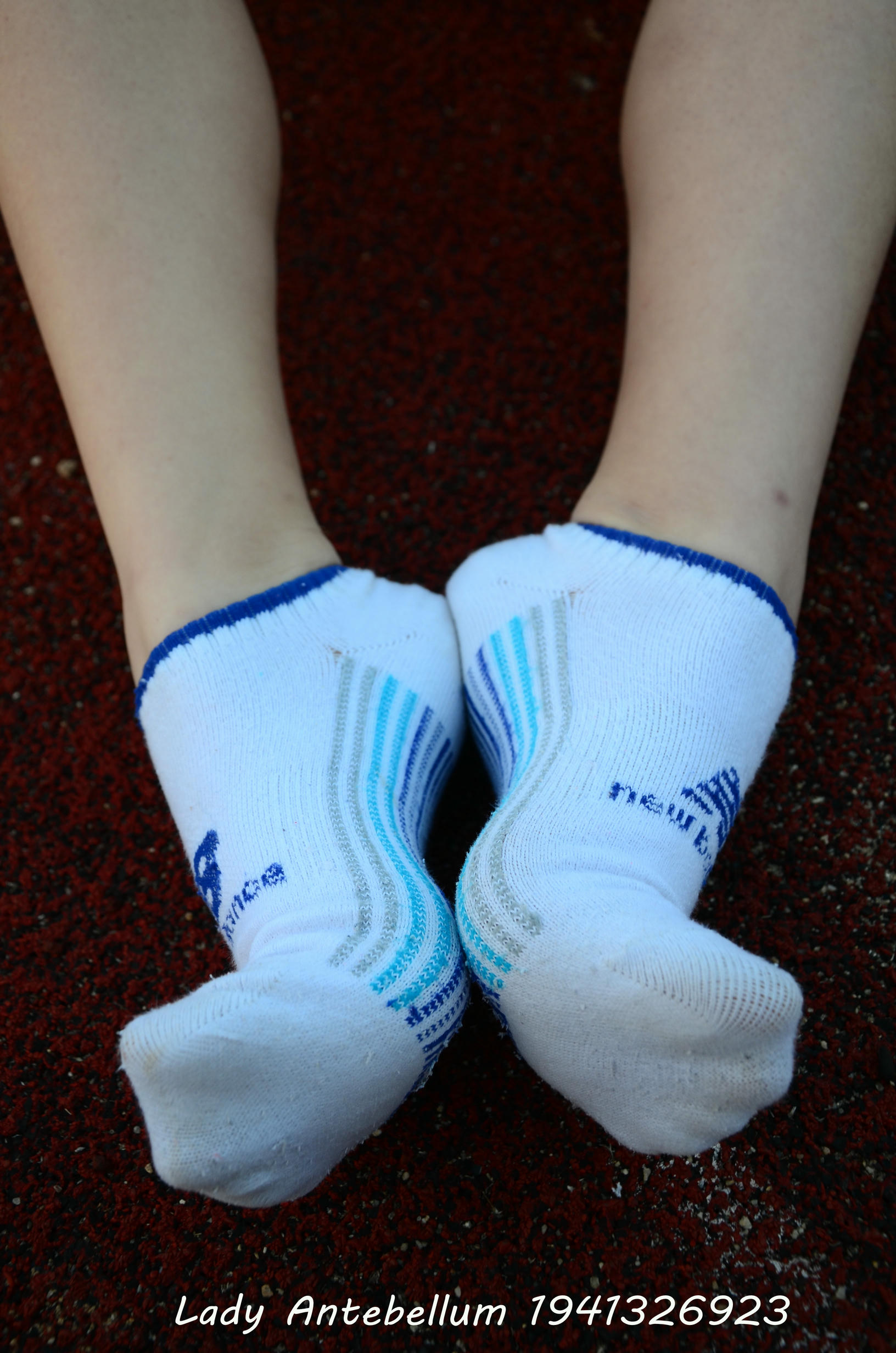 [战前女神] 恋足美腿棉袜女神级摄影套图 087 [86P-221MB]_第4集