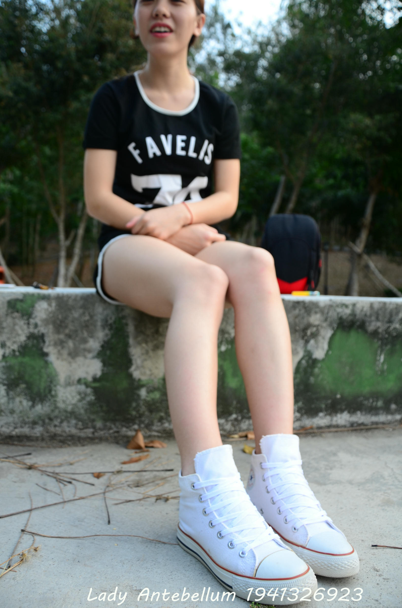 [战前女神] 恋足美腿棉袜女神级摄影套图 089 [88P-183MB]_第1集