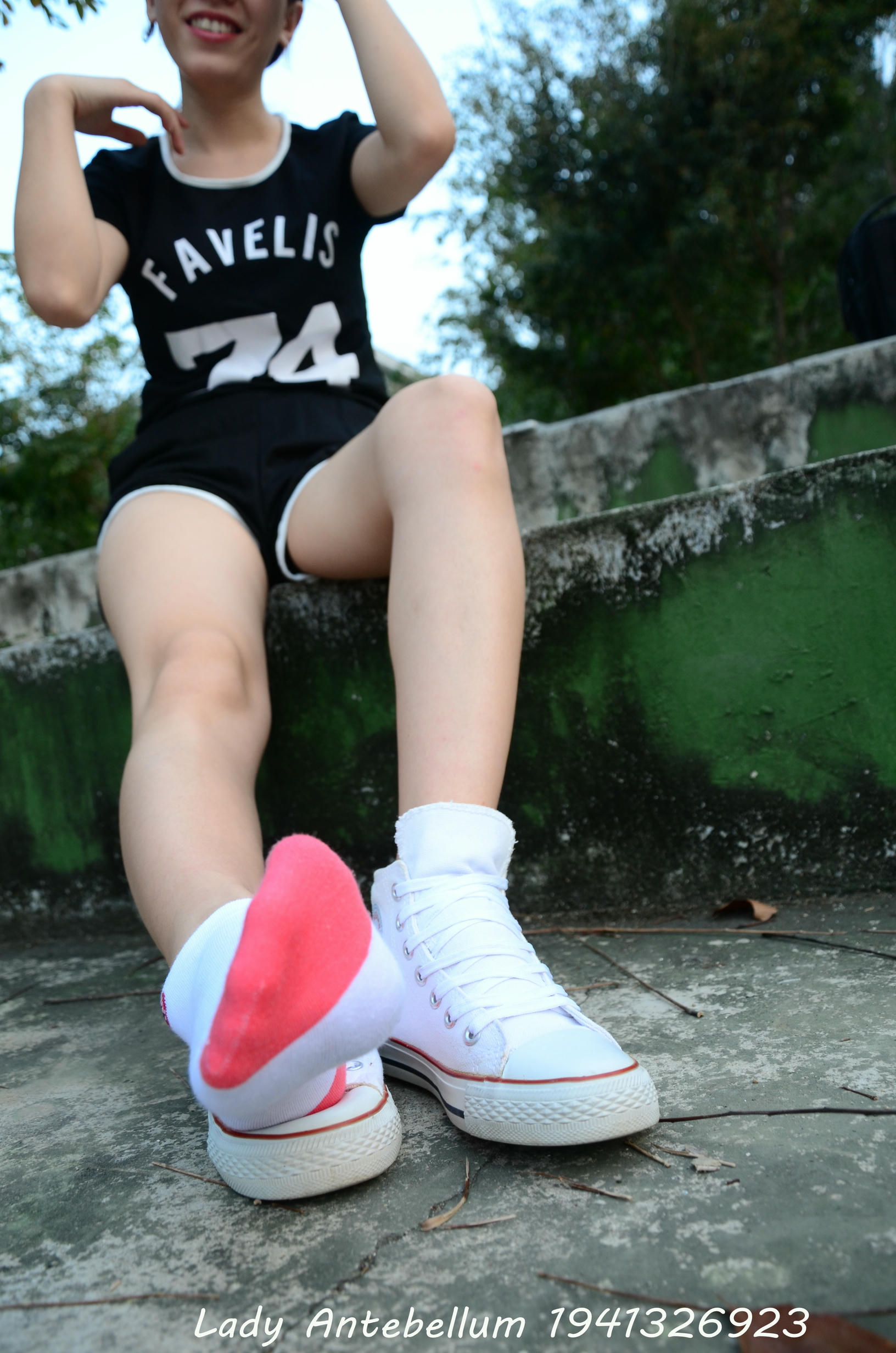 [战前女神] 恋足美腿棉袜女神级摄影套图 089 [88P-183MB]_第3集