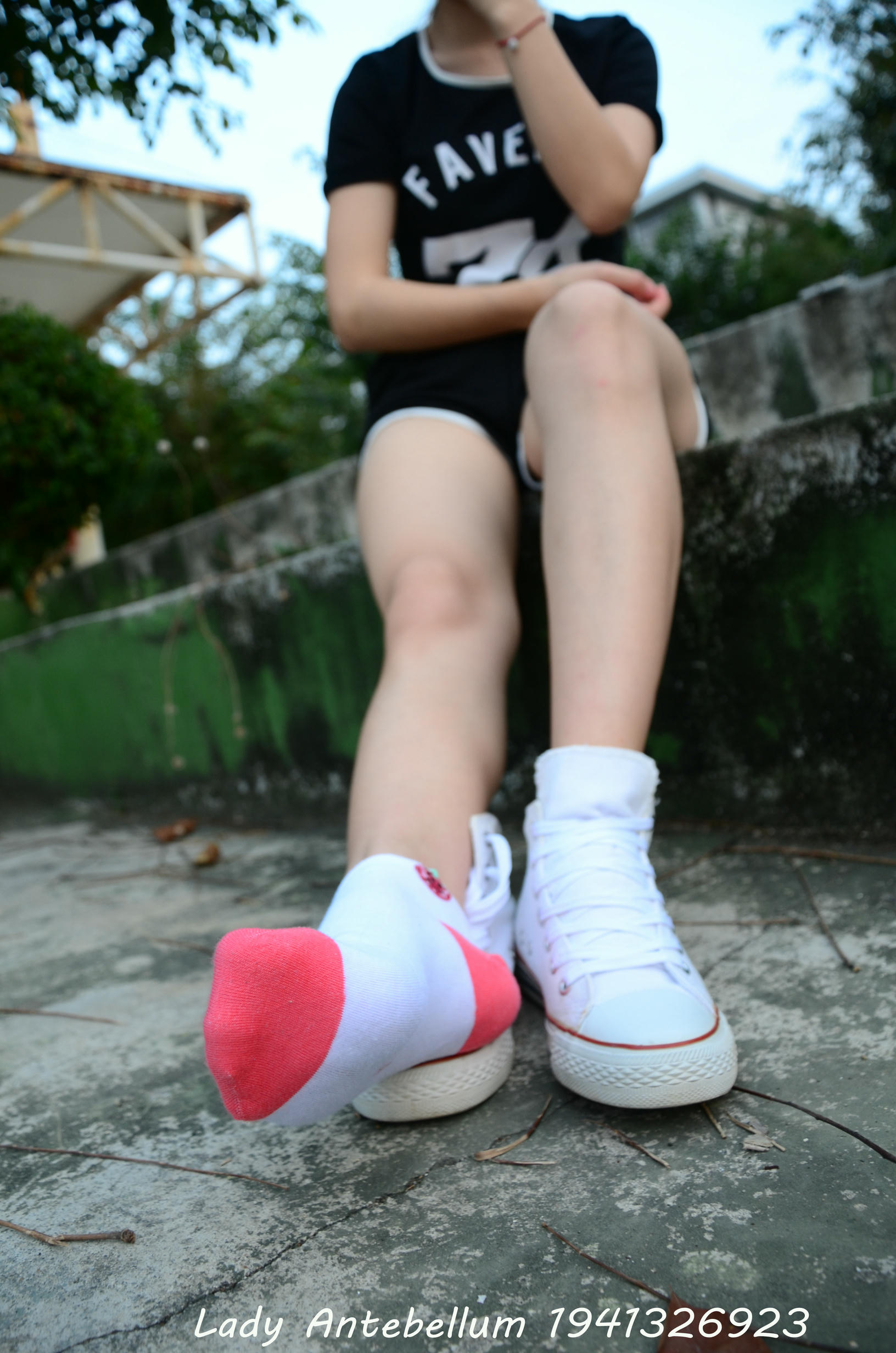 [战前女神] 恋足美腿棉袜女神级摄影套图 089 [88P-183MB]_第3集