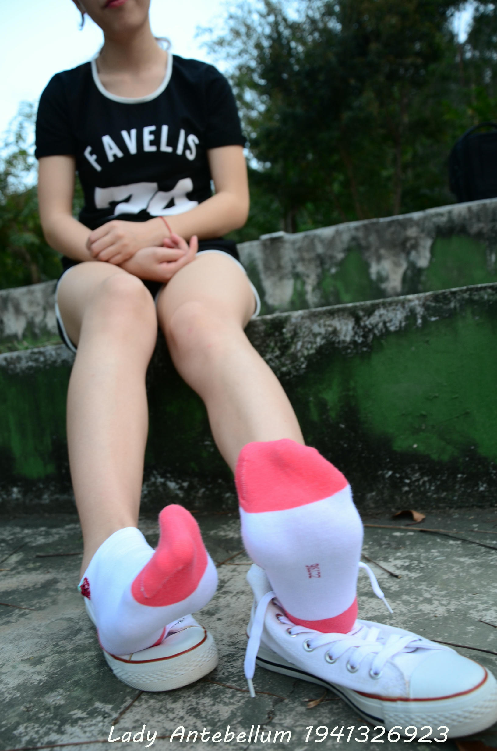 [战前女神] 恋足美腿棉袜女神级摄影套图 089 [88P-183MB]_第4集