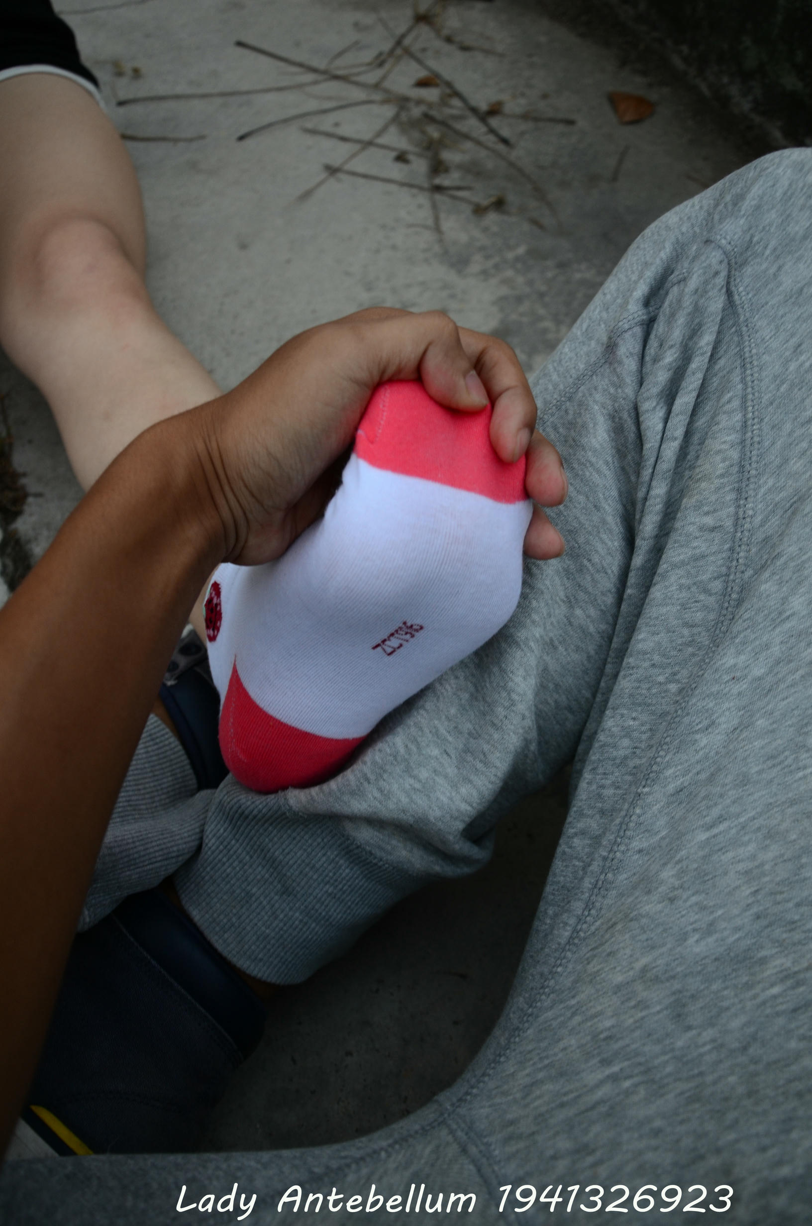 [战前女神] 恋足美腿棉袜女神级摄影套图 089 [88P-183MB]_第5集