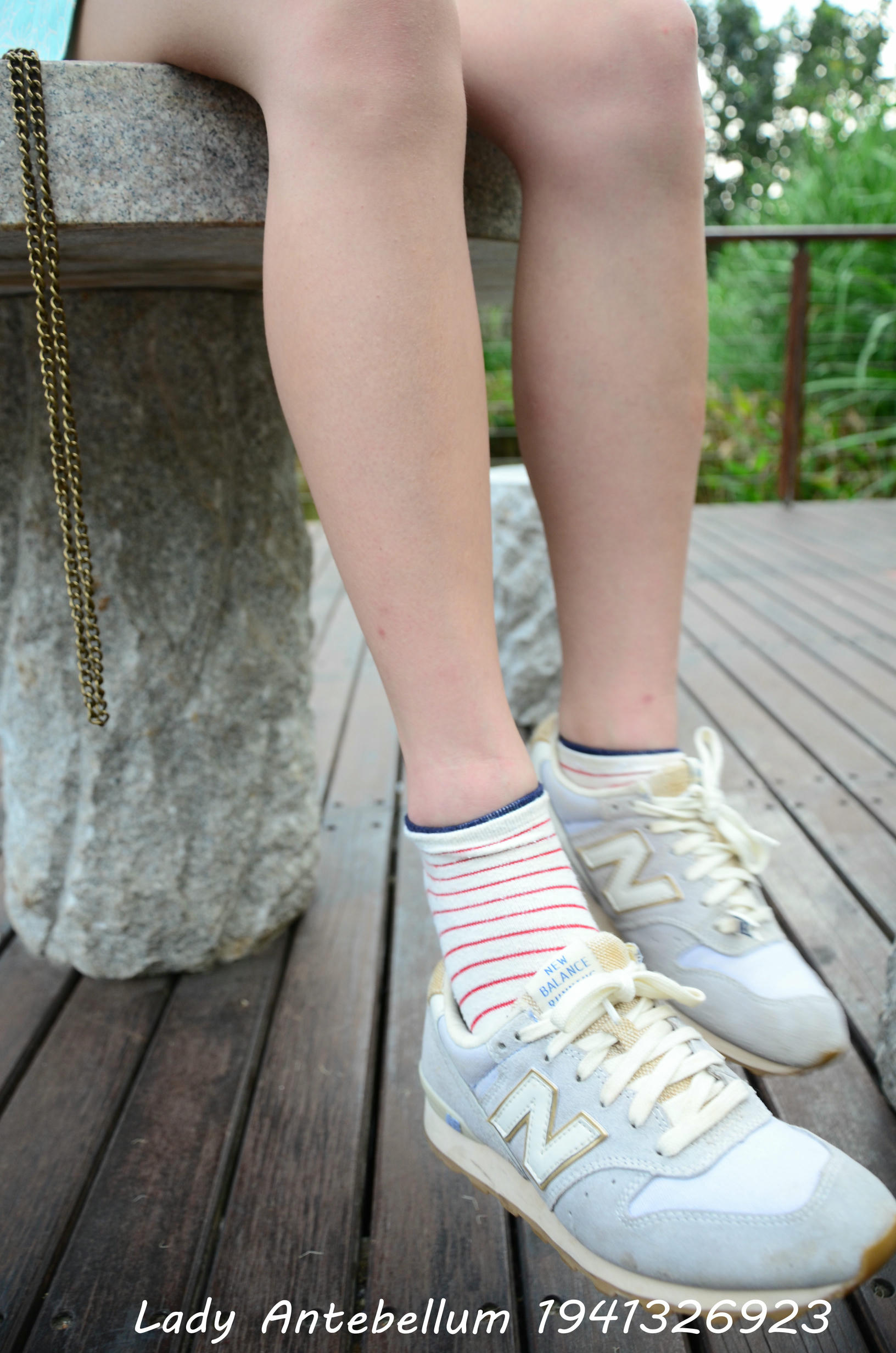 [战前女神] 恋足美腿棉袜女神级摄影套图 090 [113P-182MB]_第1集