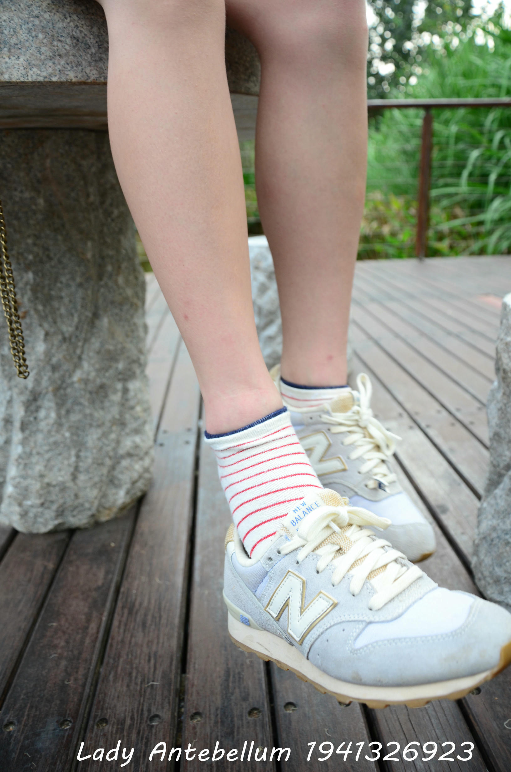 [战前女神] 恋足美腿棉袜女神级摄影套图 090 [113P-182MB]_第2集