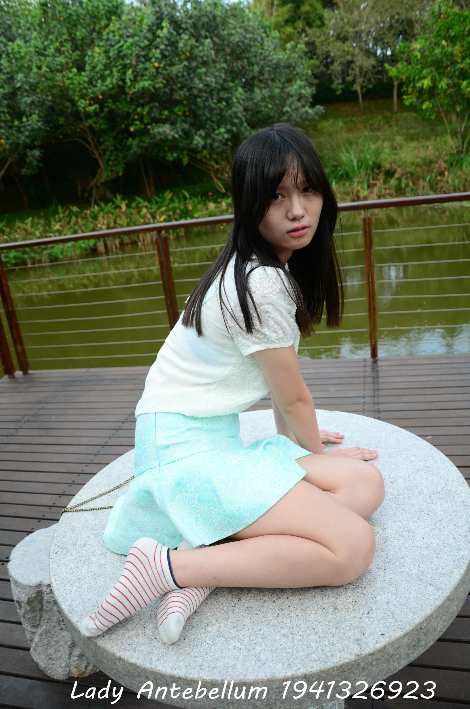 [战前女神] 恋足美腿棉袜女神级摄影套图 090 [113P-182MB]_第3集