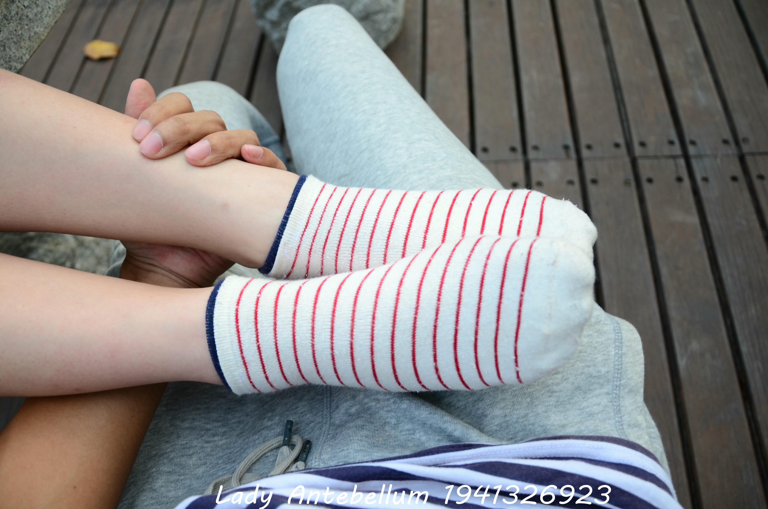 [战前女神] 恋足美腿棉袜女神级摄影套图 090 [113P-182MB]_第4集