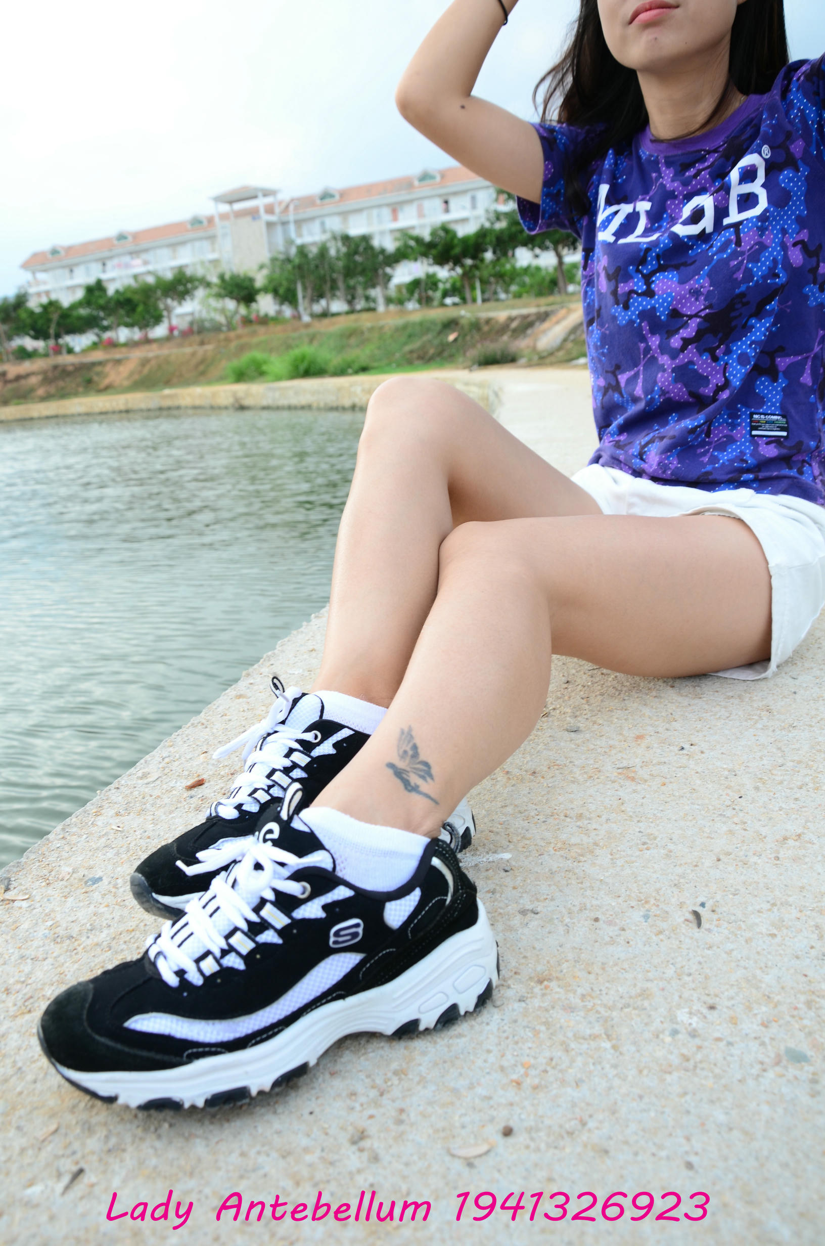 [战前女神] 恋足美腿棉袜女神级摄影套图 091 [79P-201MB]_第1集