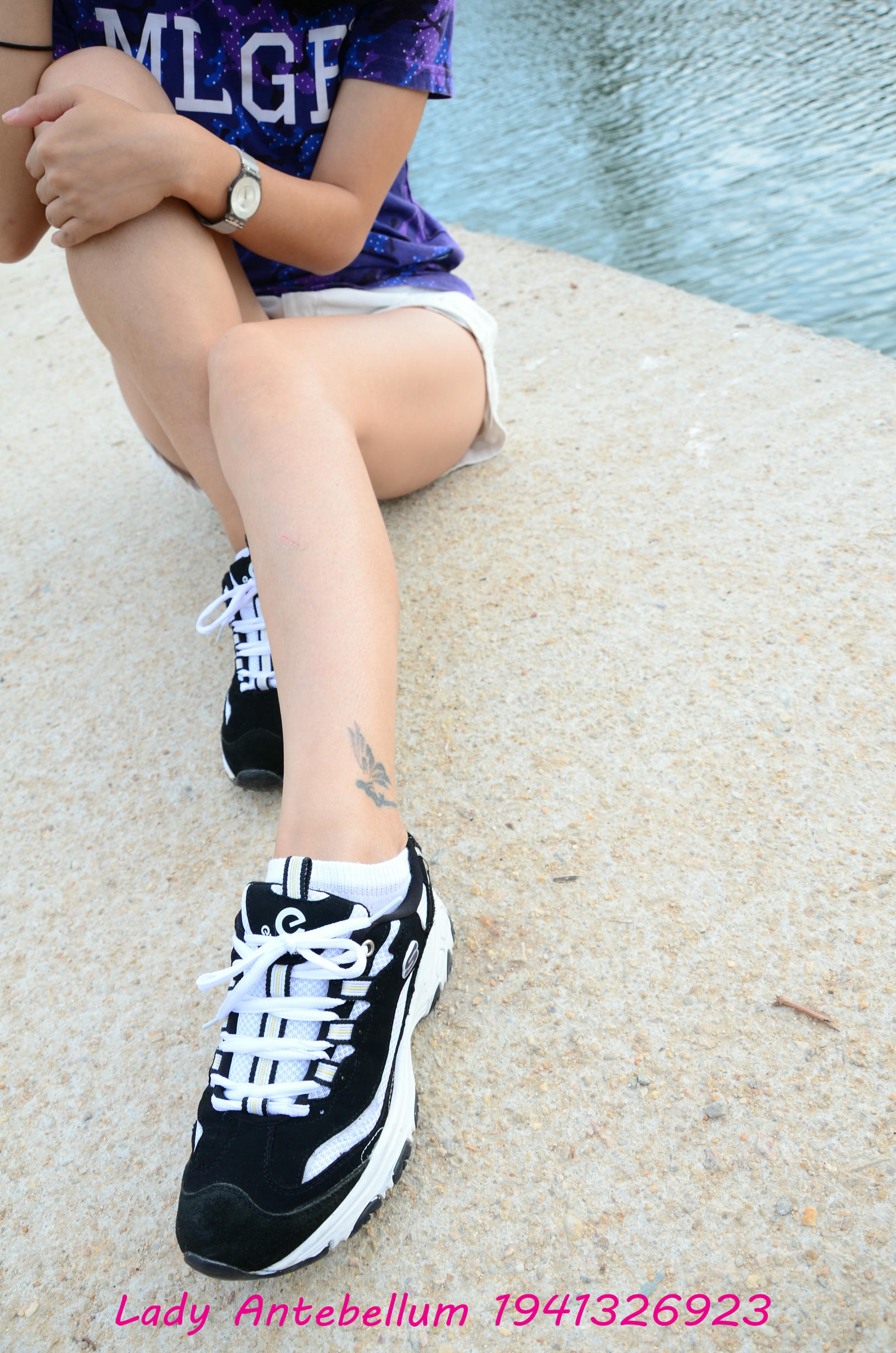 [战前女神] 恋足美腿棉袜女神级摄影套图 091 [79P-201MB]_第1集