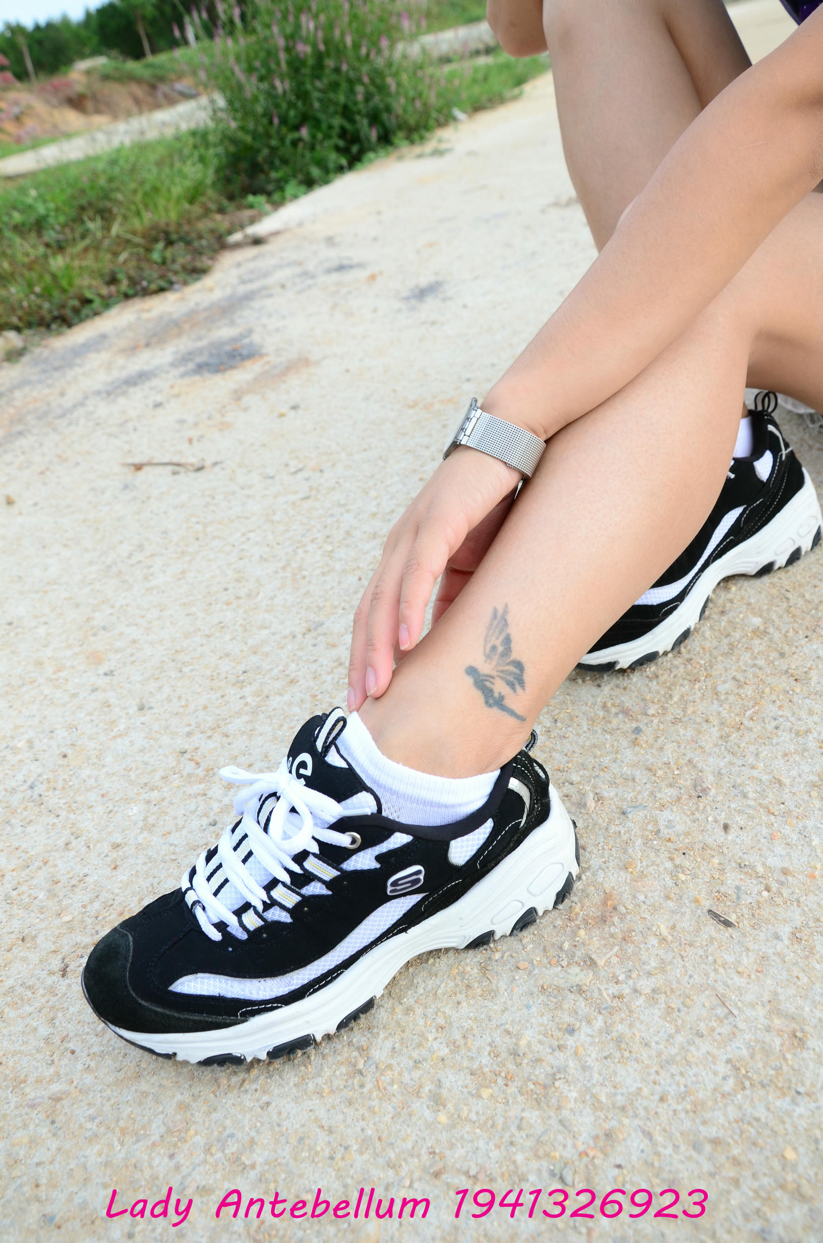 [战前女神] 恋足美腿棉袜女神级摄影套图 091 [79P-201MB]_第1集