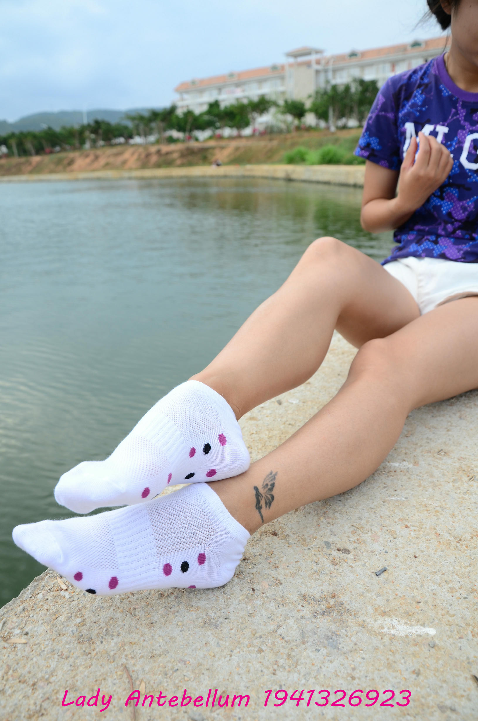 [战前女神] 恋足美腿棉袜女神级摄影套图 091 [79P-201MB]_第3集