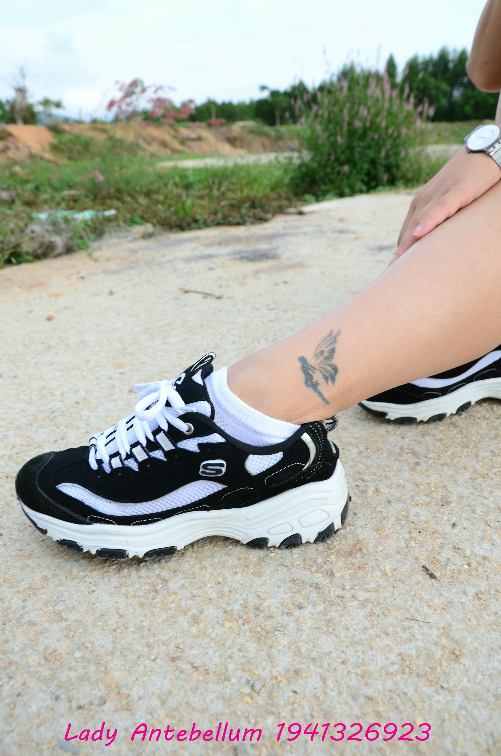 [战前女神] 恋足美腿棉袜女神级摄影套图 091 [79P-201MB]_第1集