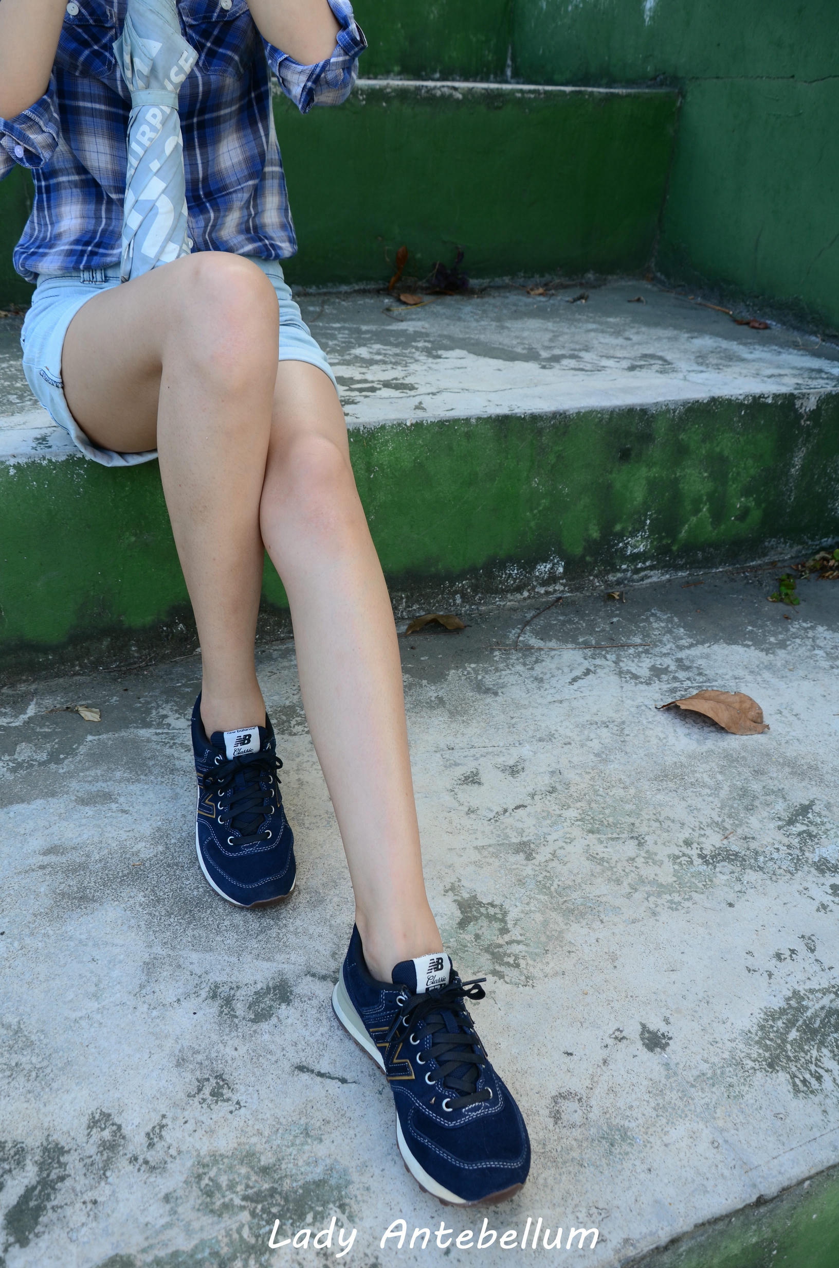 [战前女神] 恋足美腿棉袜女神级摄影套图 092 [93P-145MB]_第1集