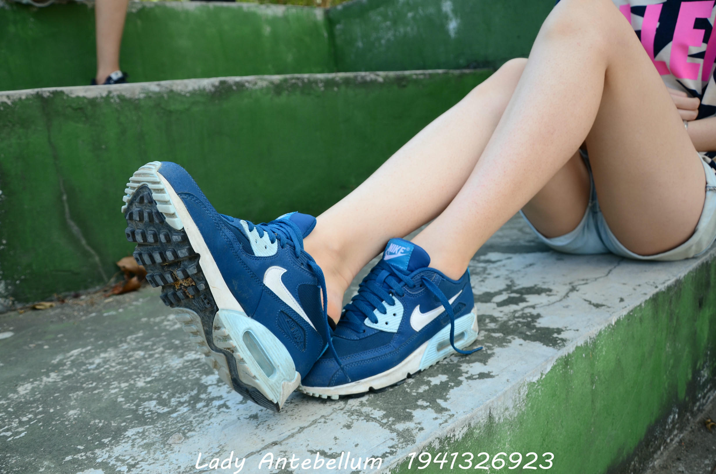 [战前女神] 恋足美腿棉袜女神级摄影套图 093 [123P-195MB]_第2集