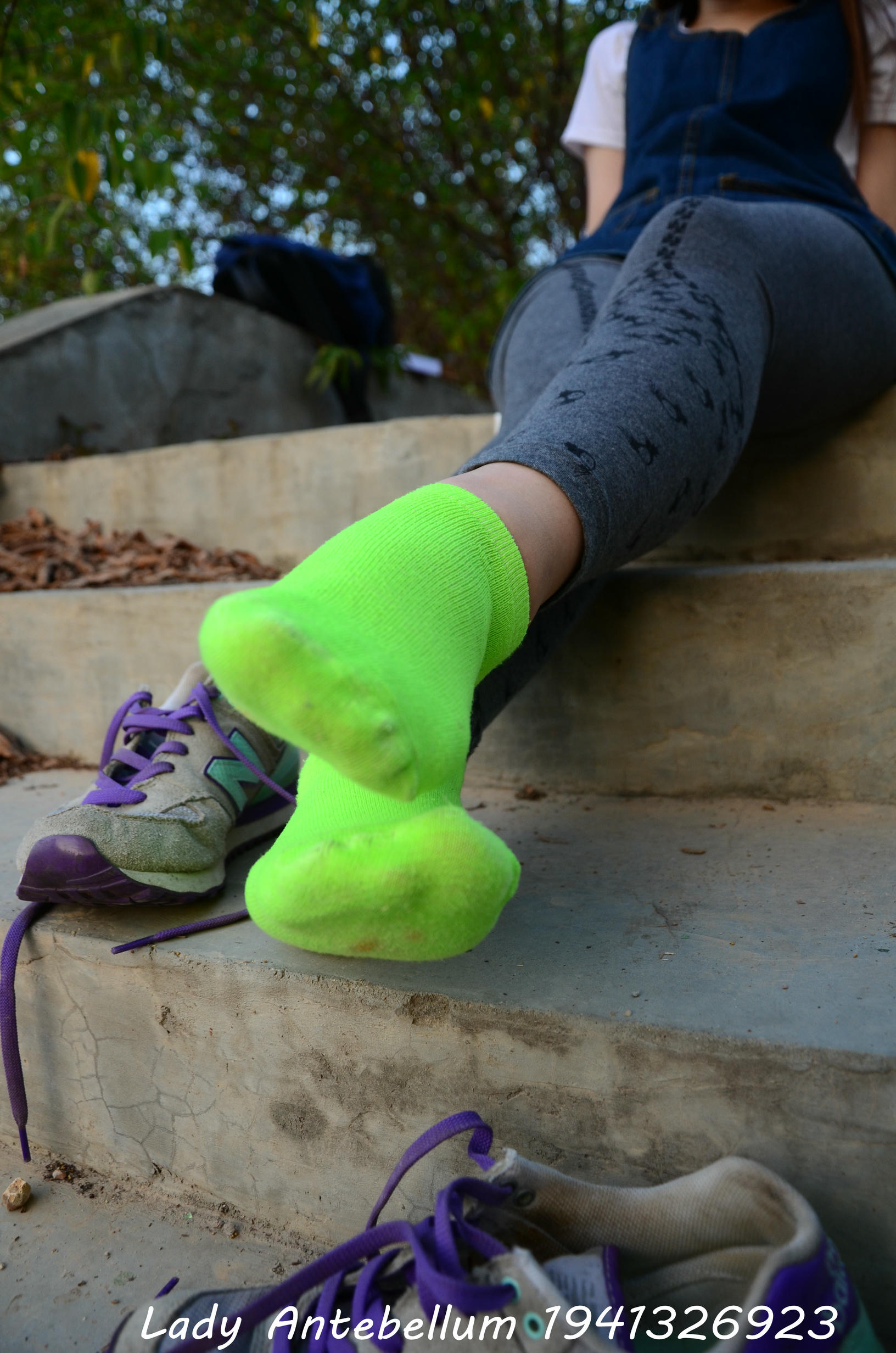 [战前女神] 恋足美腿棉袜女神级摄影套图 094 [104P-242MB]_第6集