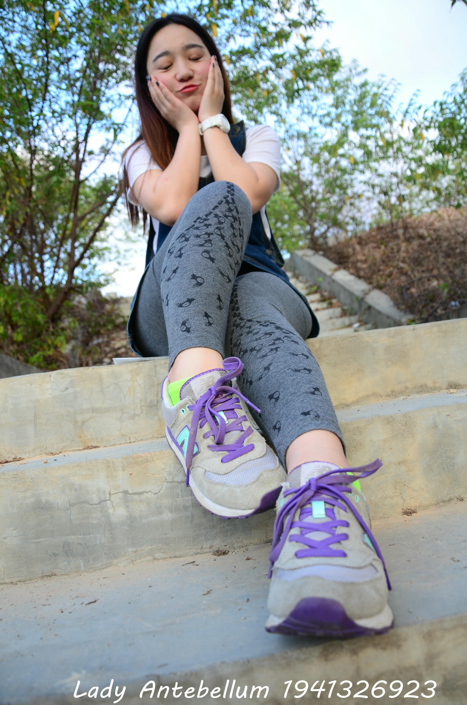 [战前女神] 恋足美腿棉袜女神级摄影套图 094 [104P-242MB]_第1集