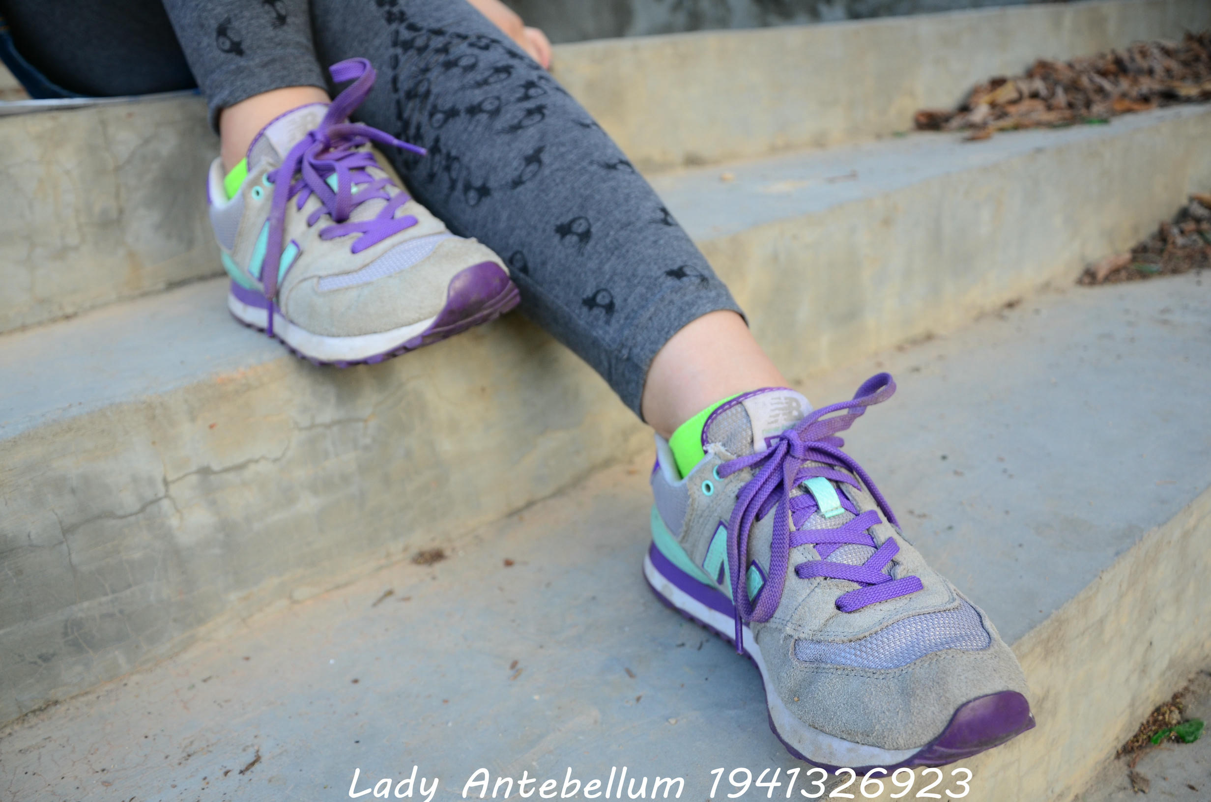 [战前女神] 恋足美腿棉袜女神级摄影套图 094 [104P-242MB]_第1集