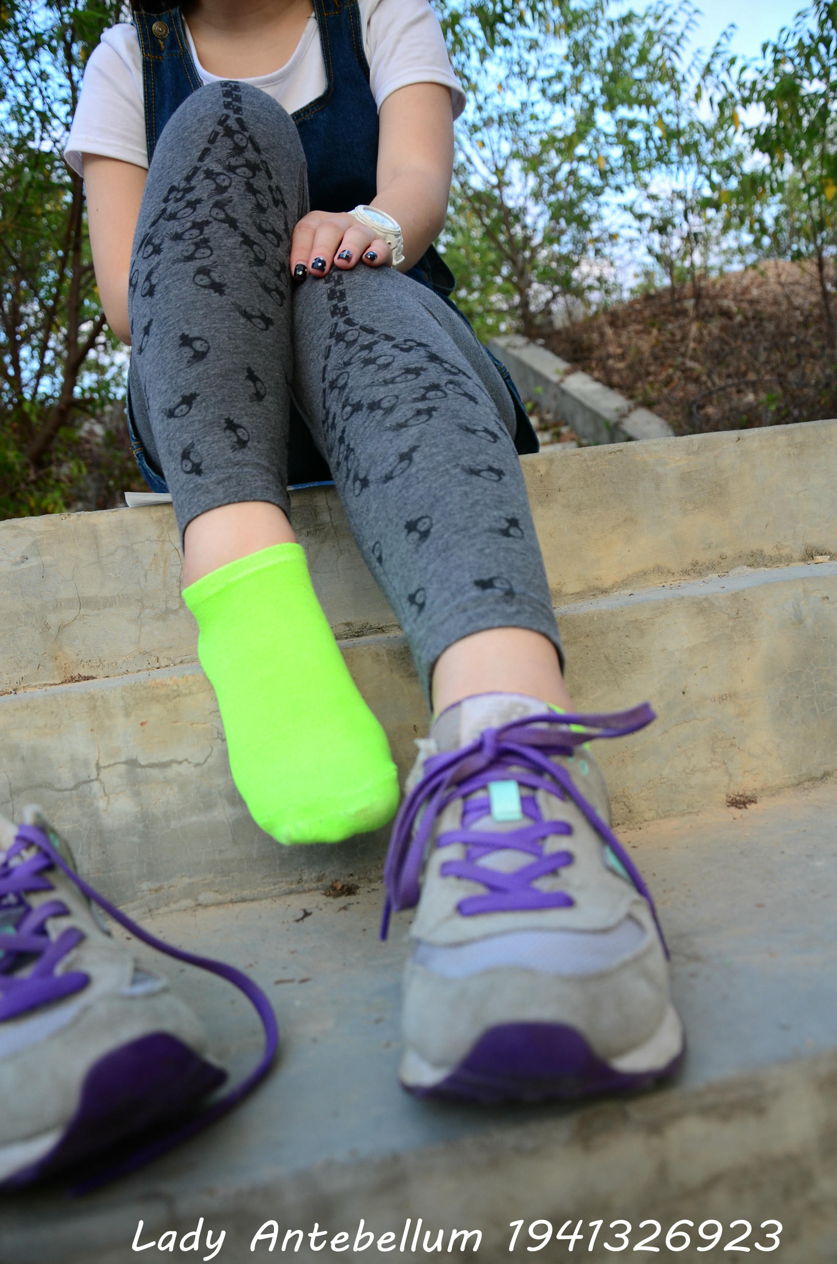 [战前女神] 恋足美腿棉袜女神级摄影套图 094 [104P-242MB]_第3集