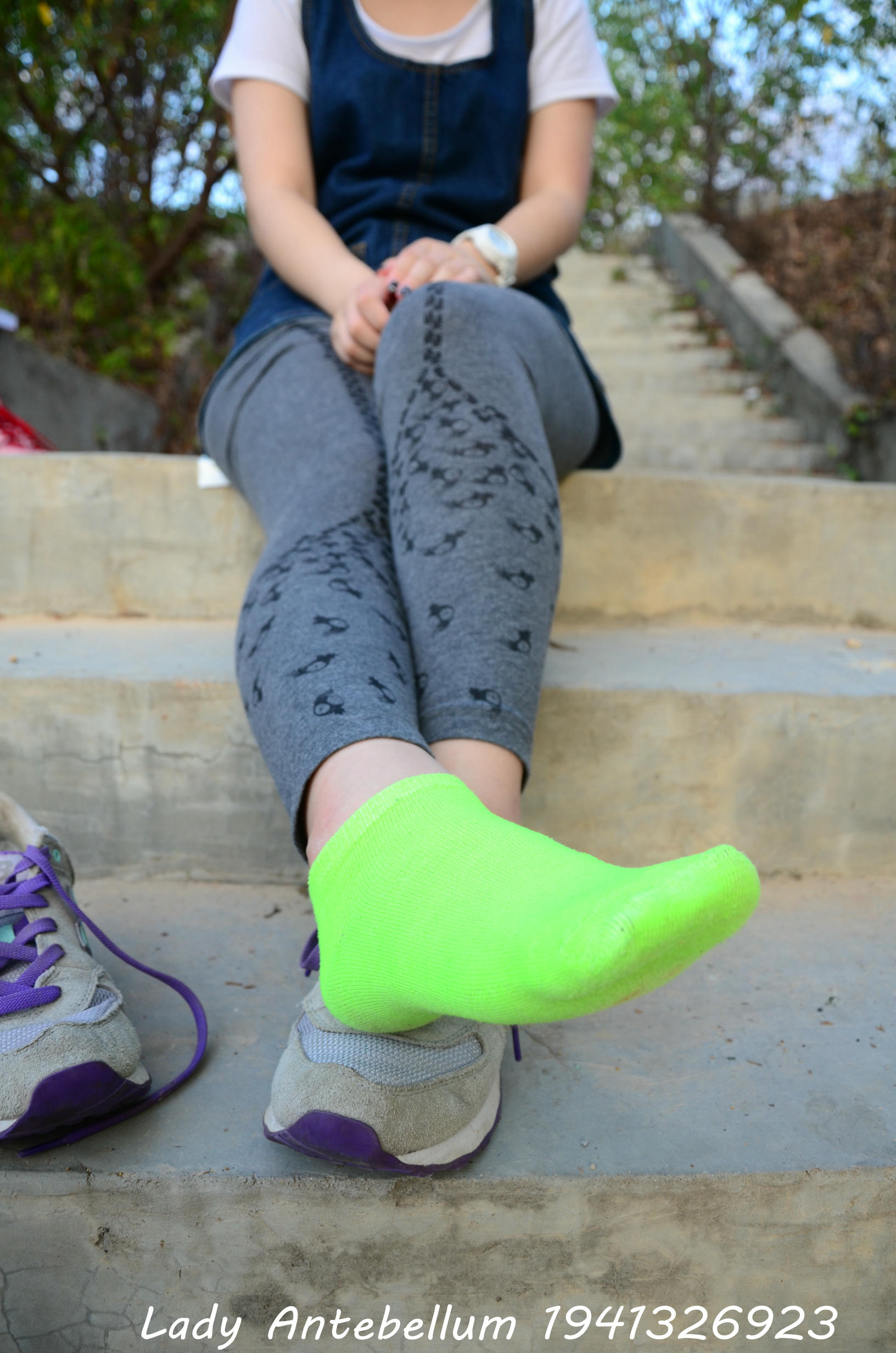 [战前女神] 恋足美腿棉袜女神级摄影套图 094 [104P-242MB]_第3集