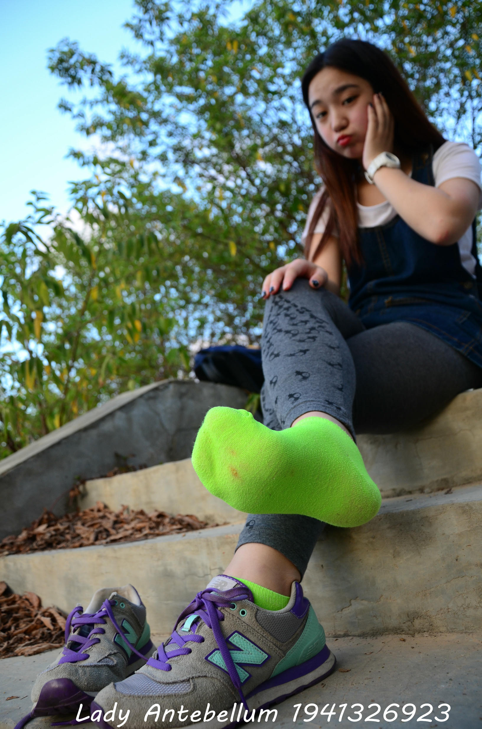 [战前女神] 恋足美腿棉袜女神级摄影套图 094 [104P-242MB]_第3集