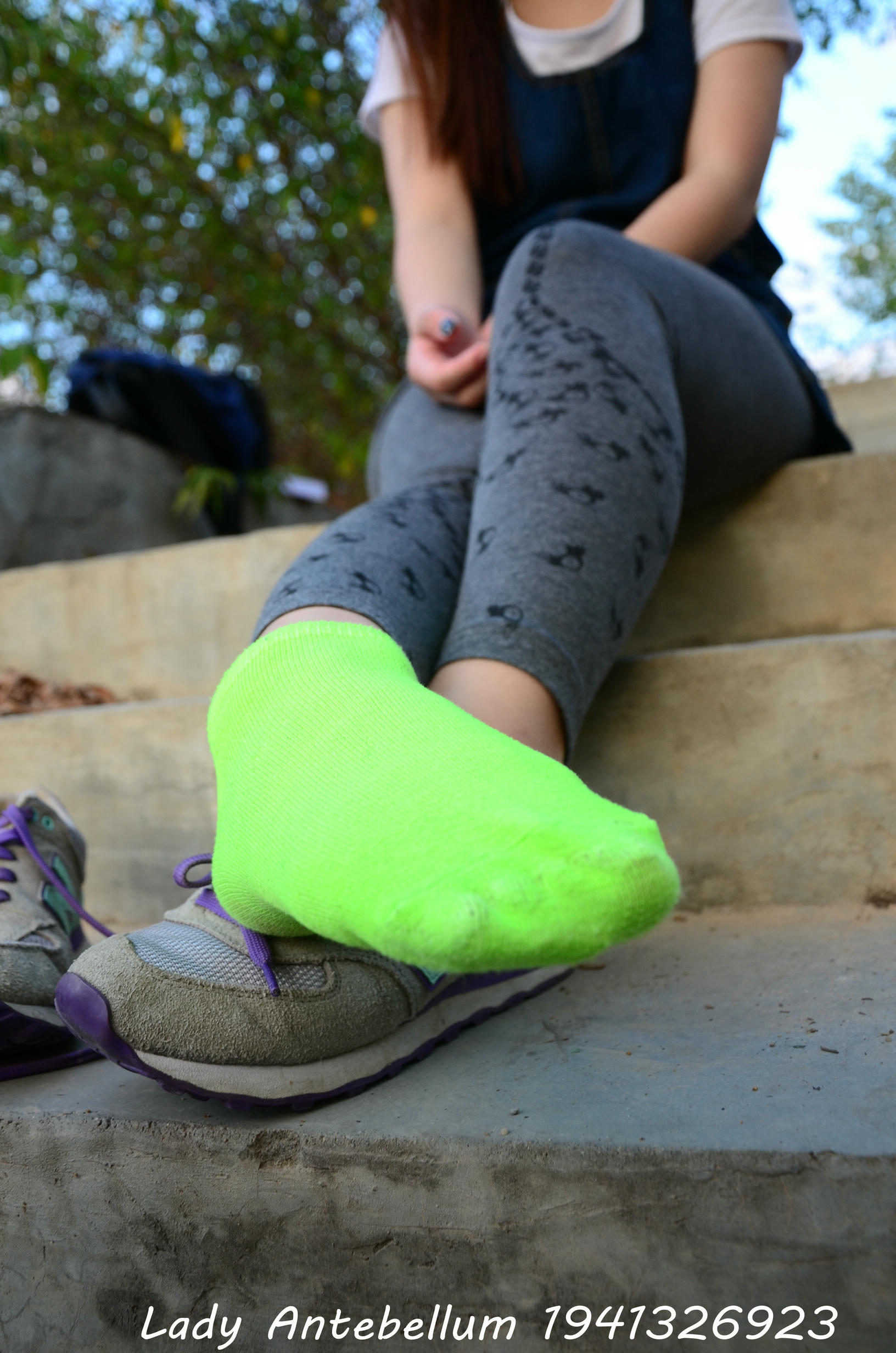 [战前女神] 恋足美腿棉袜女神级摄影套图 094 [104P-242MB]_第4集