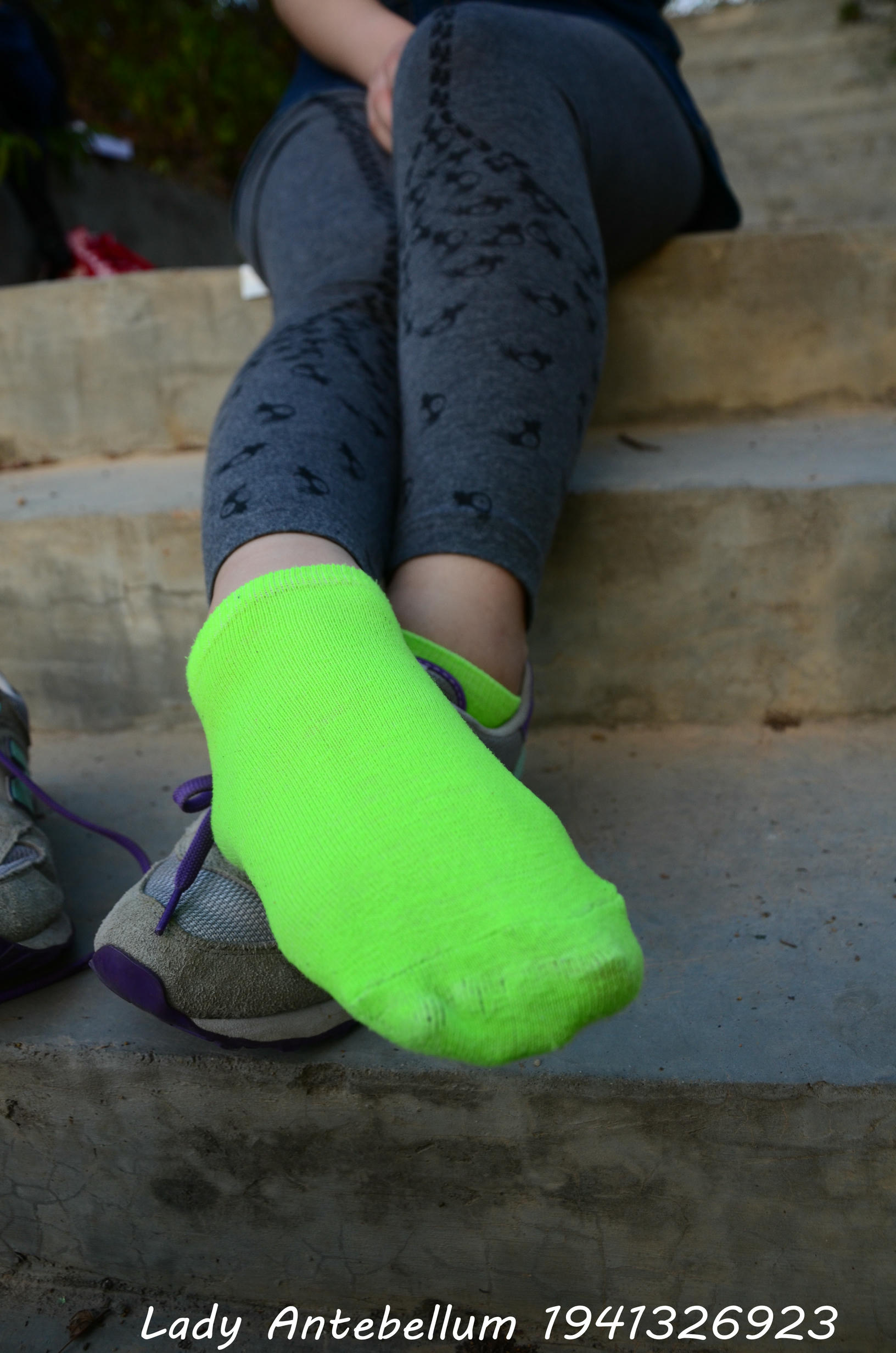 [战前女神] 恋足美腿棉袜女神级摄影套图 094 [104P-242MB]_第4集